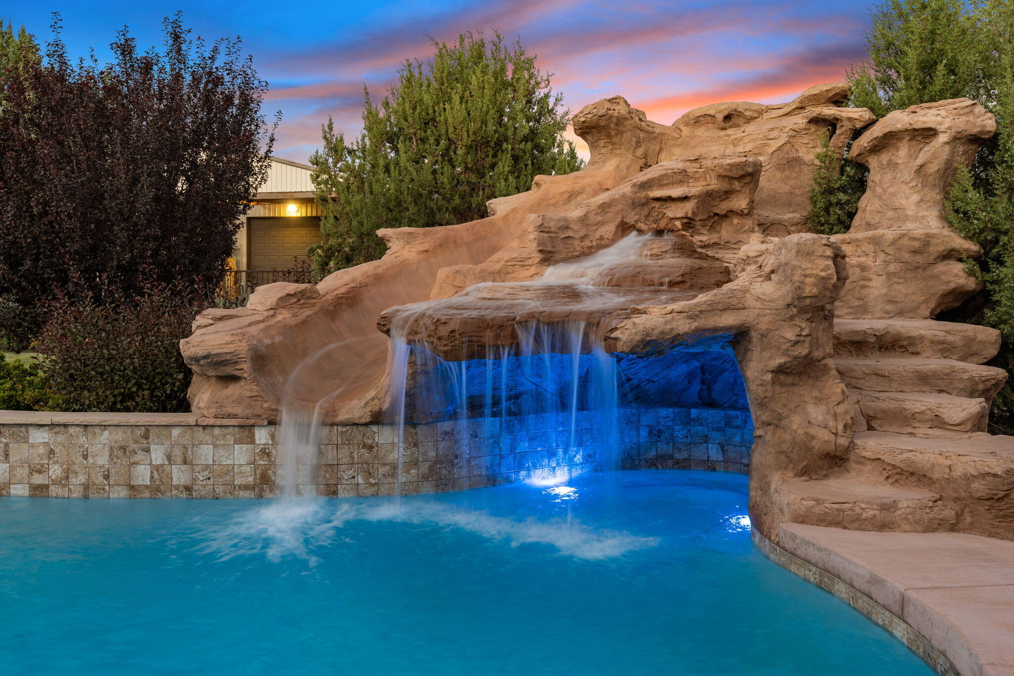 CANYON TRAILS AT DAMMERON VALLEY - Residential