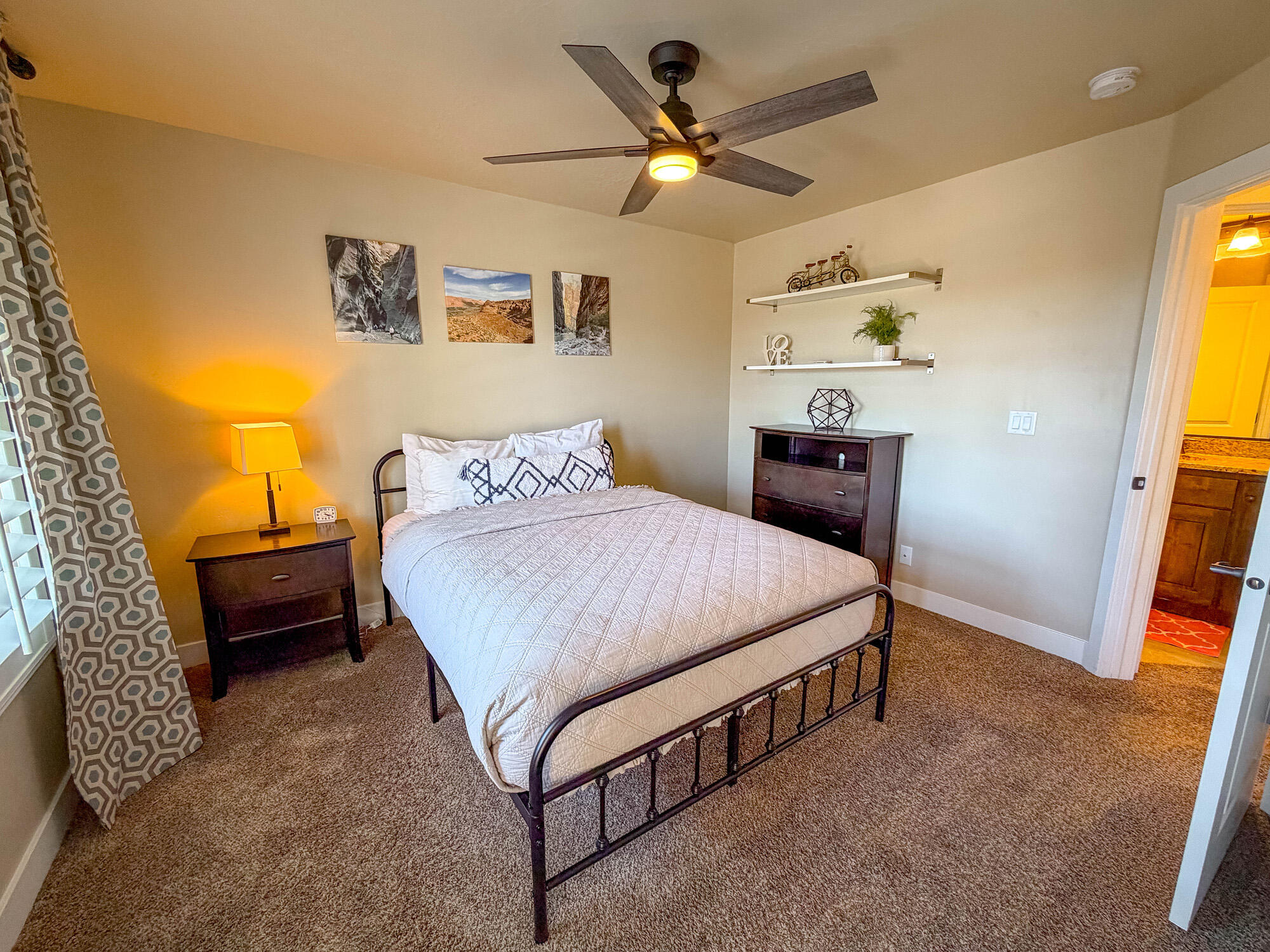 ST GEORGE TOWNSITE - Residential