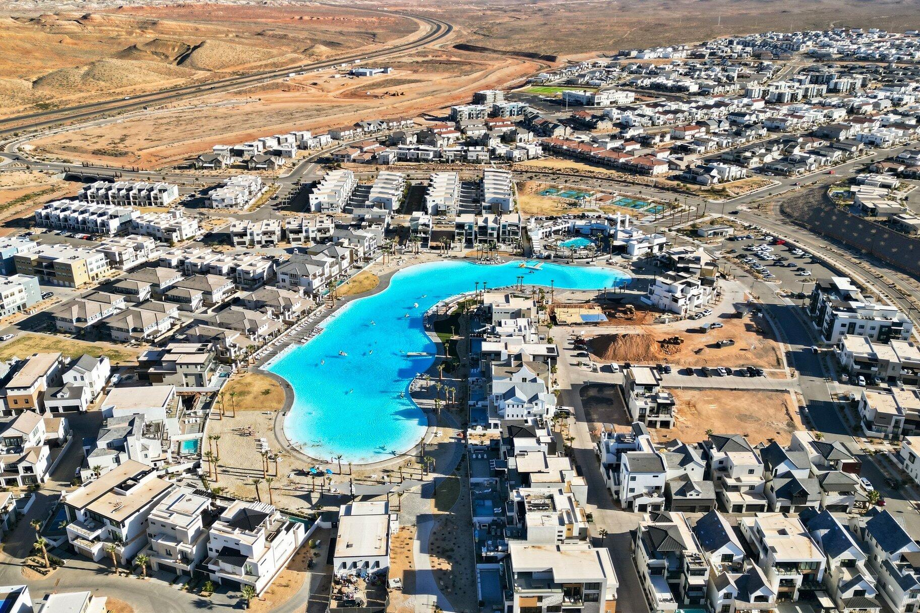 COVE CONDO'S - Residential