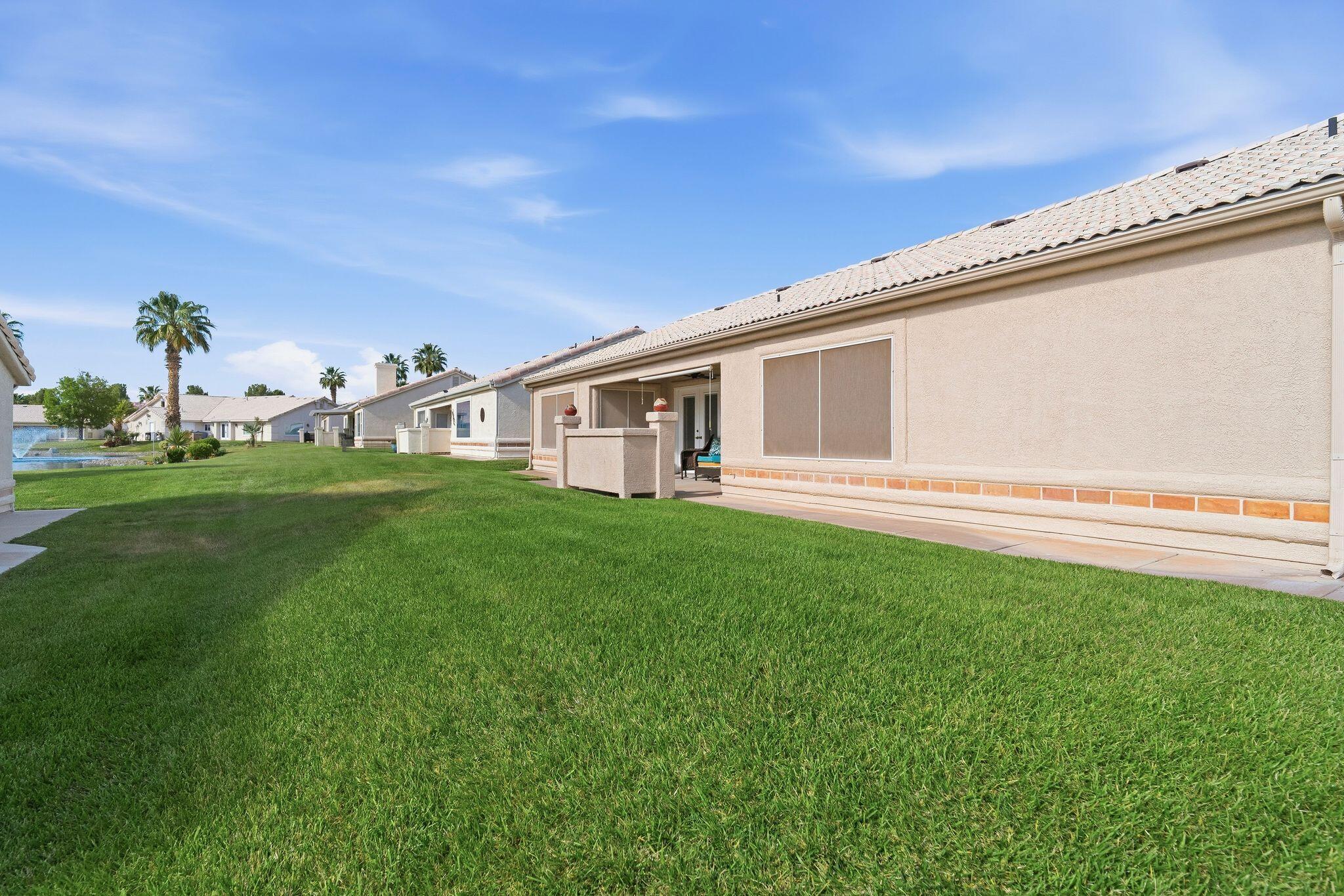 WEST SPRINGS TOWNHOMES - Residential