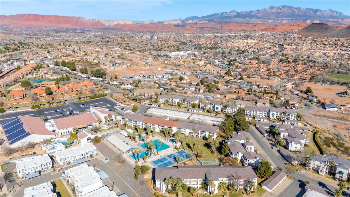 LAS PALMAS RESORT CONDOS - Residential