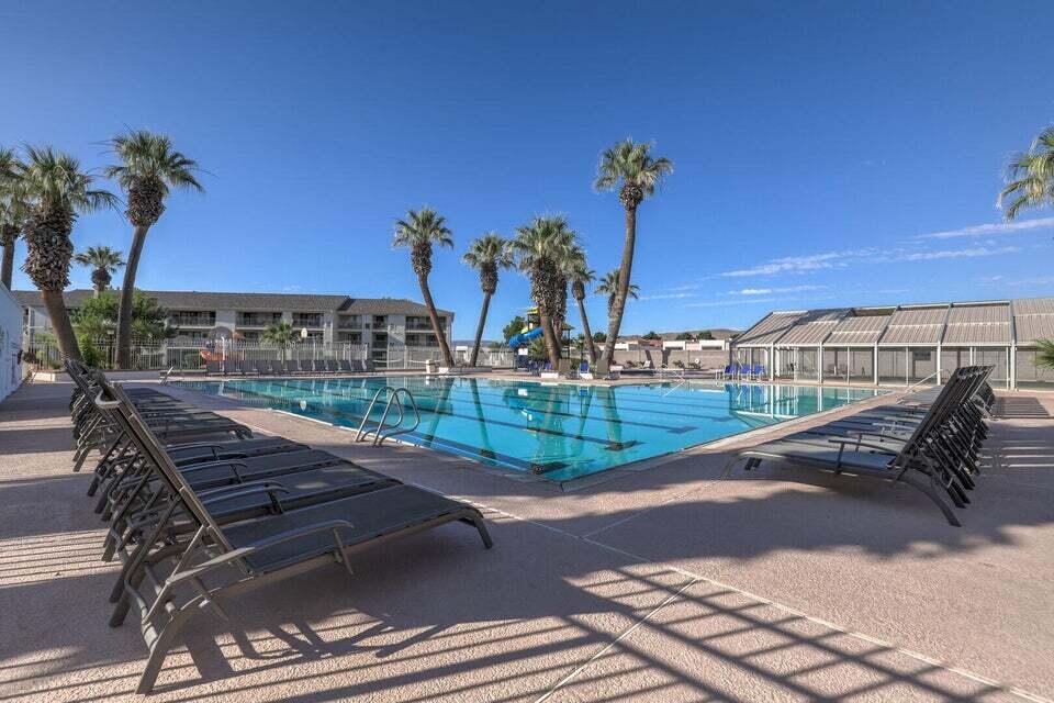LAS PALMAS RESORT CONDOS - Residential
