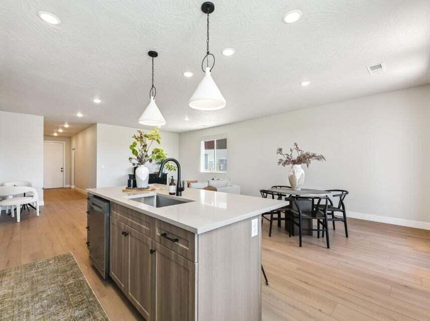 RISE AT CORAL CANYON - Residential