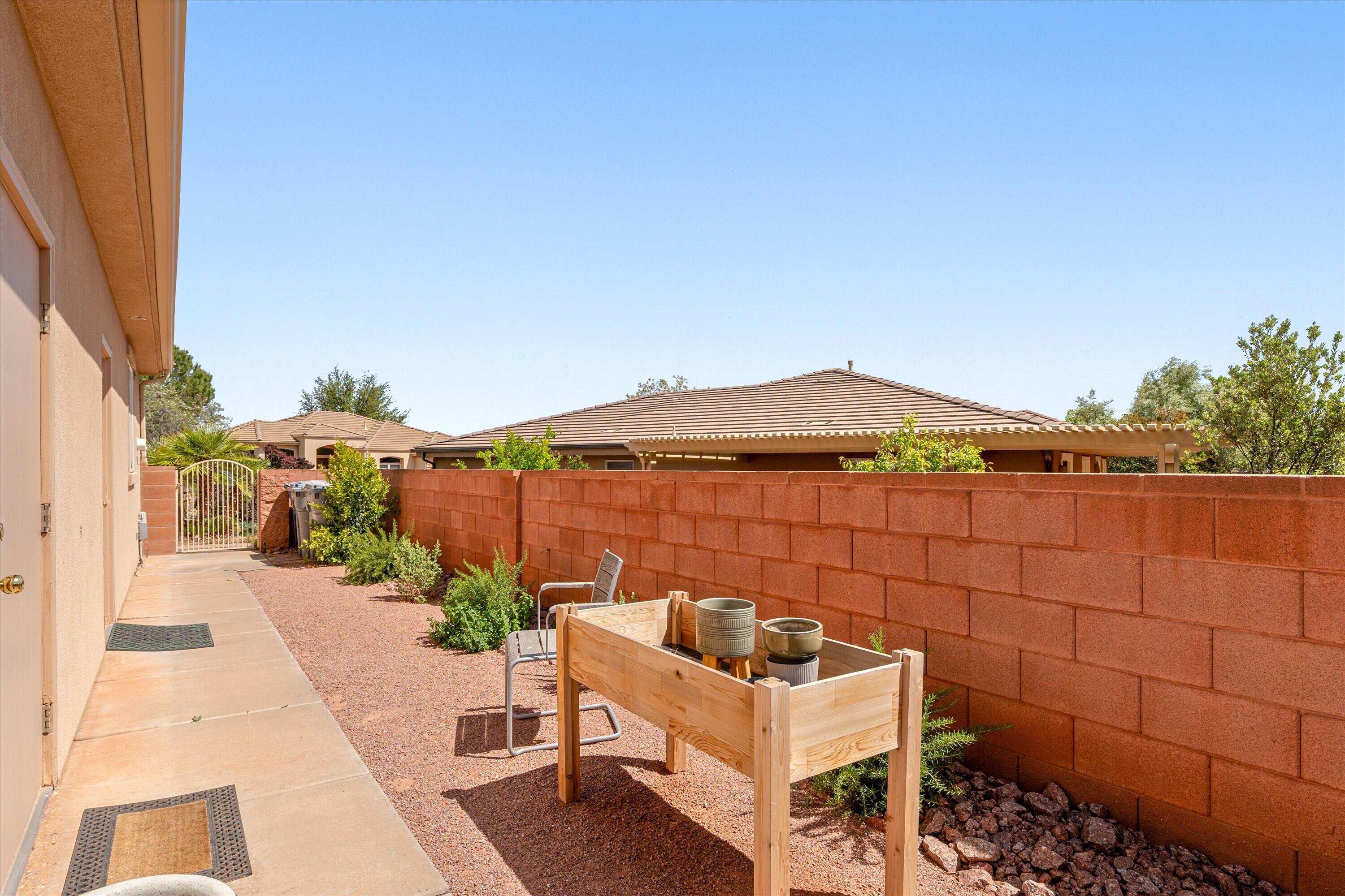 COPPER CANYON - Residential