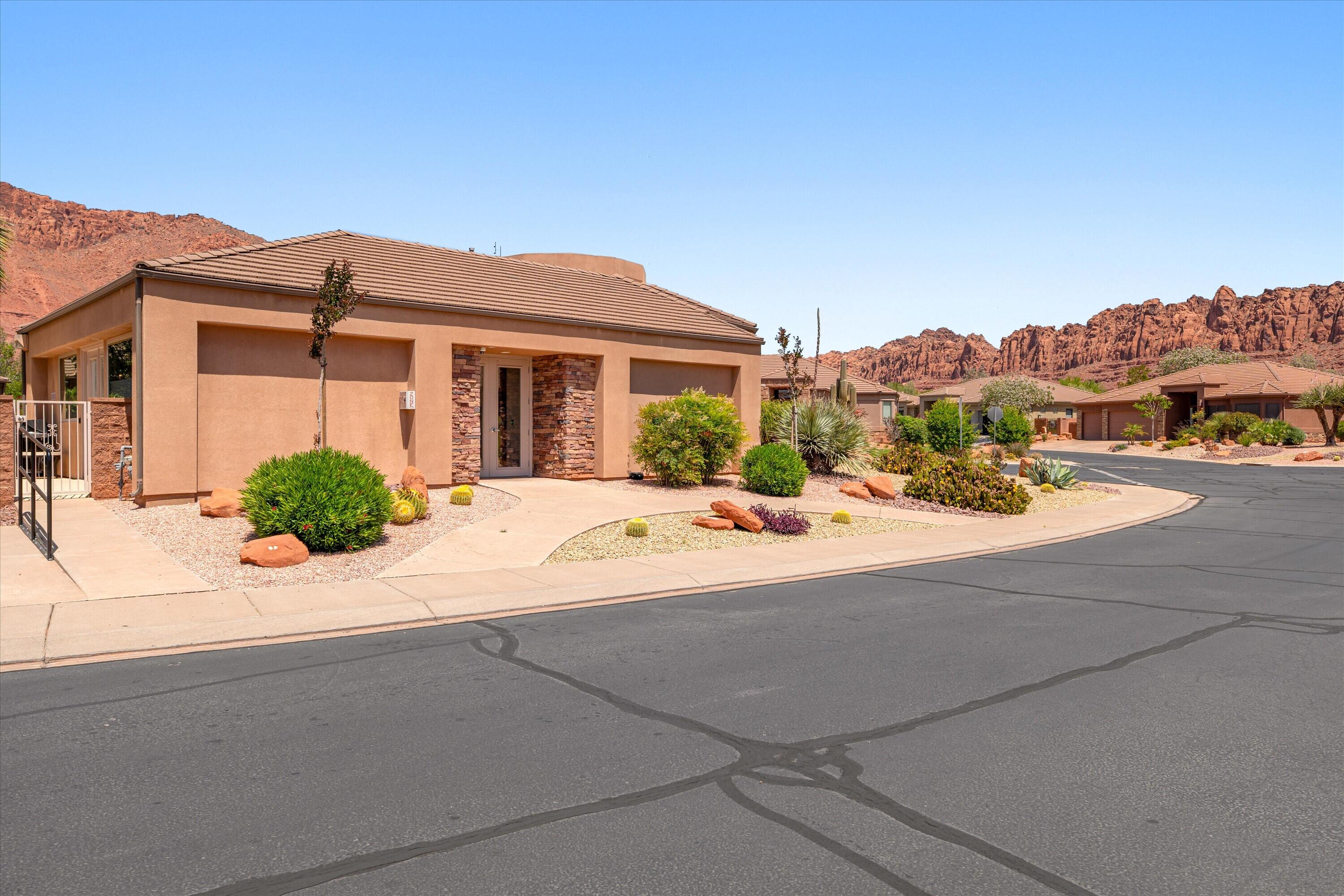COPPER CANYON - Residential