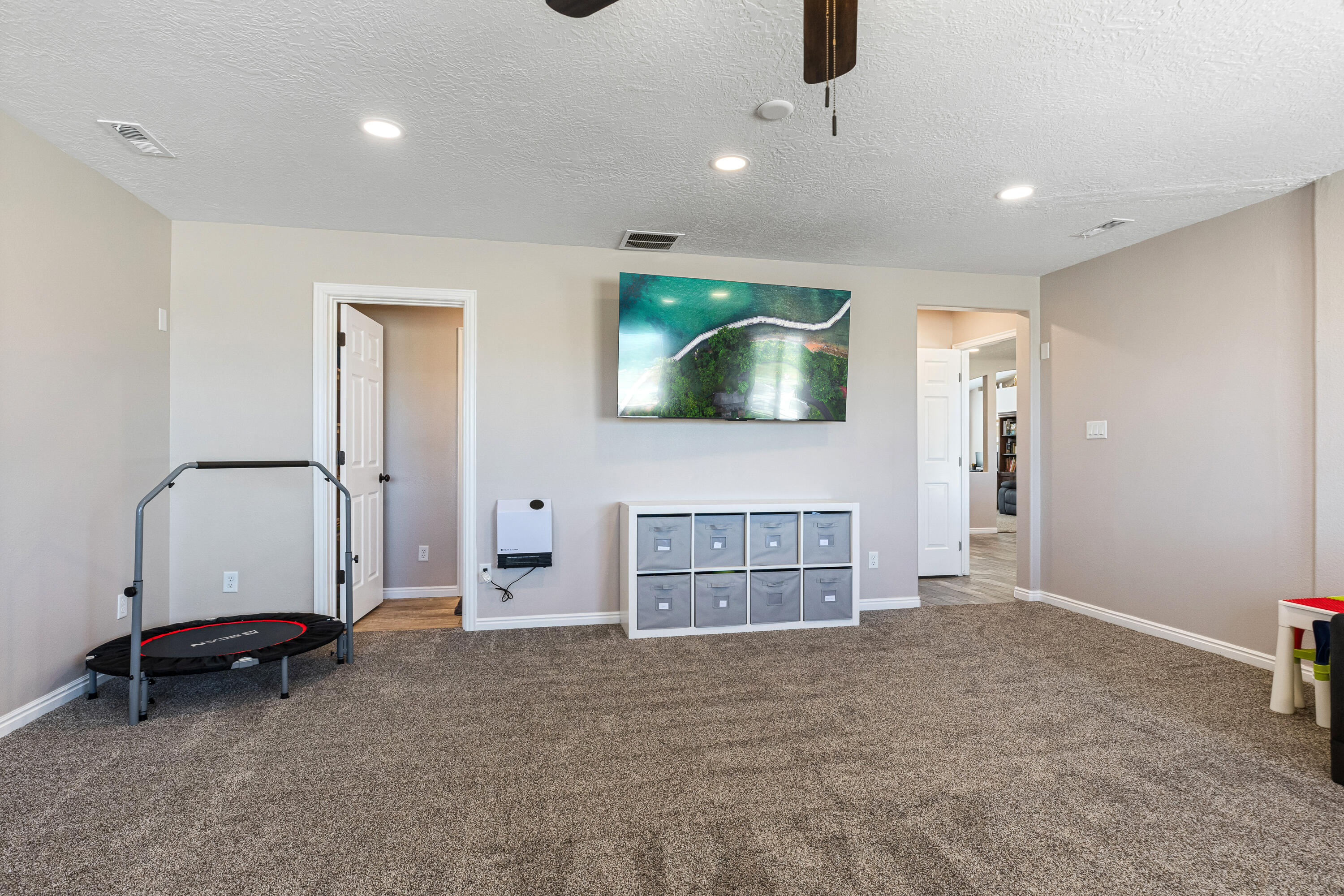 ENTERPRISE TOWNSITE - Residential