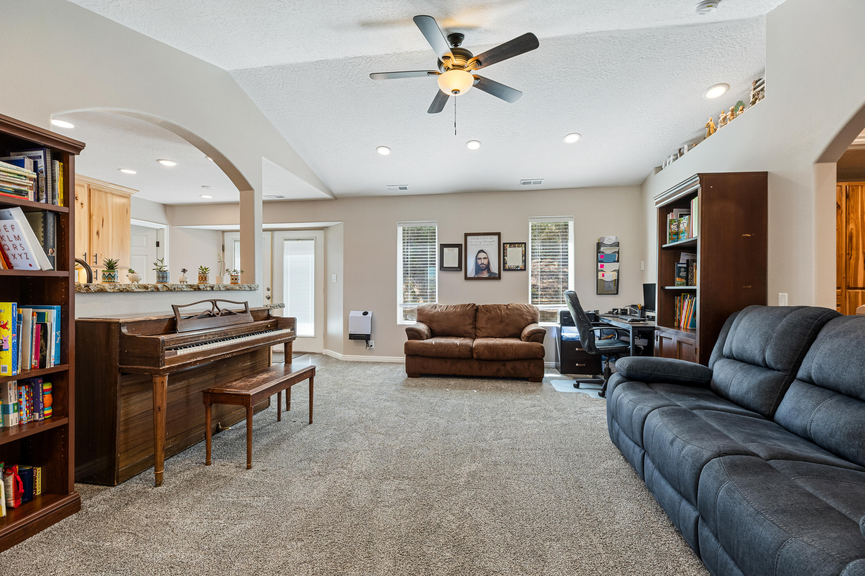ENTERPRISE TOWNSITE - Residential