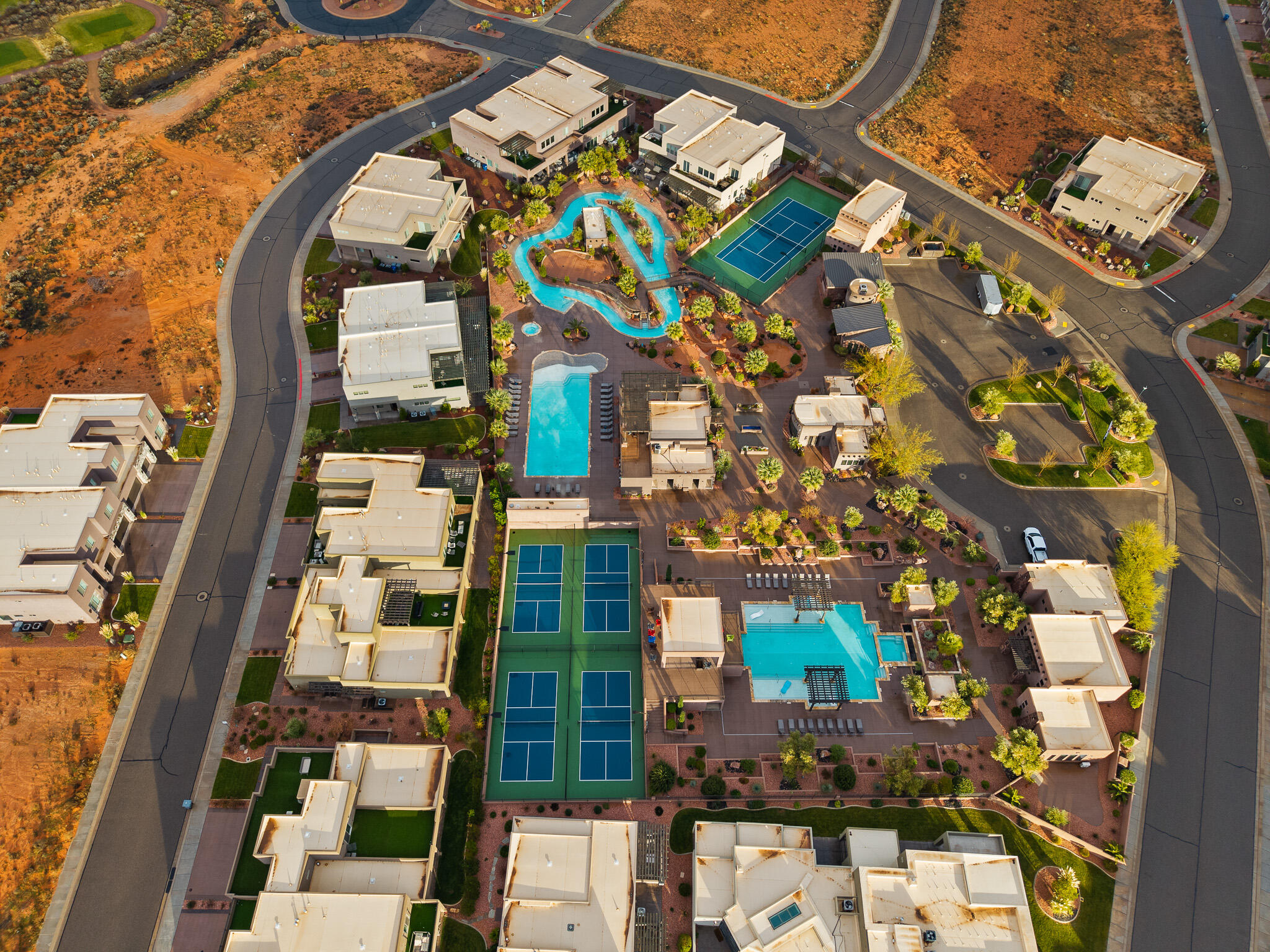 10 DIAGONAL CONDOS - Residential