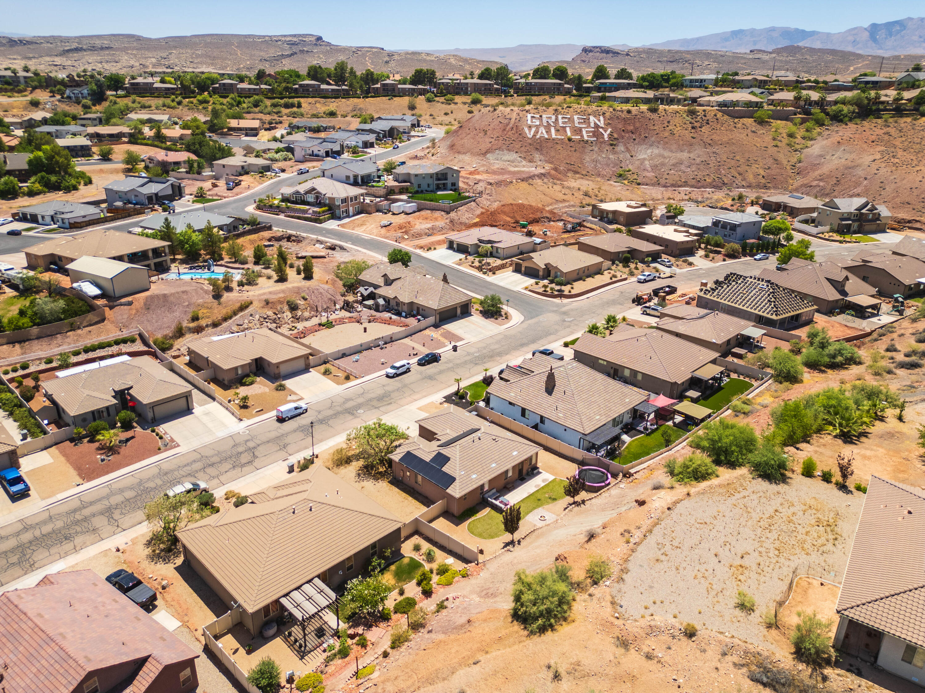 OVERLOOK AT GREEN VALLEY - Residential