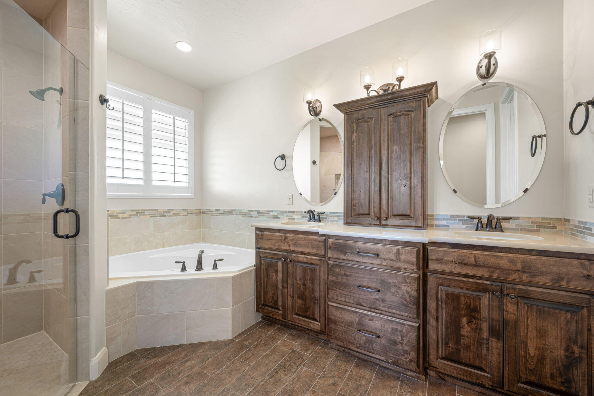 ROADRUNNER RIDGE - Residential
