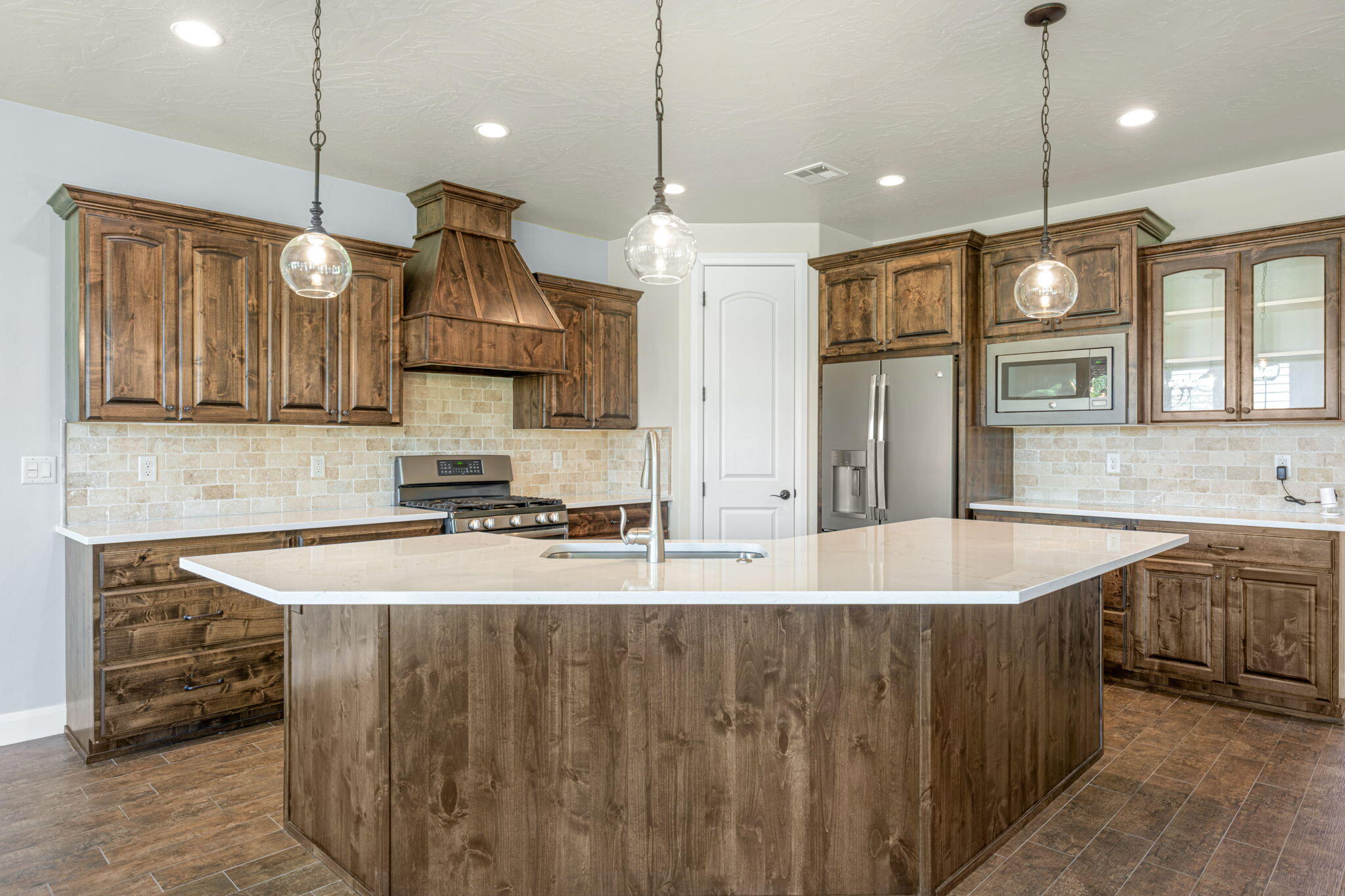 ROADRUNNER RIDGE - Residential
