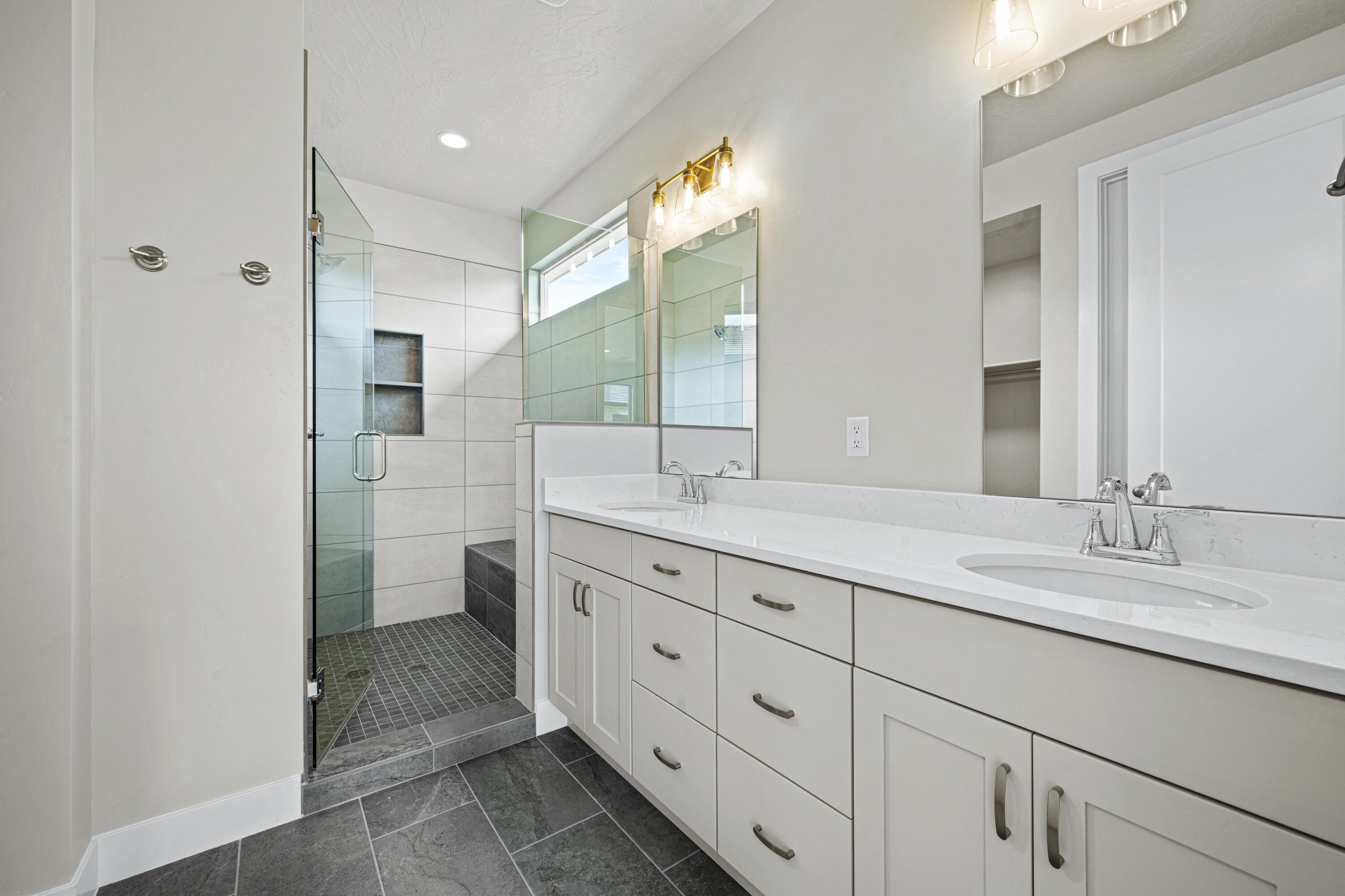 SOLIS AT CORAL CANYON - Residential