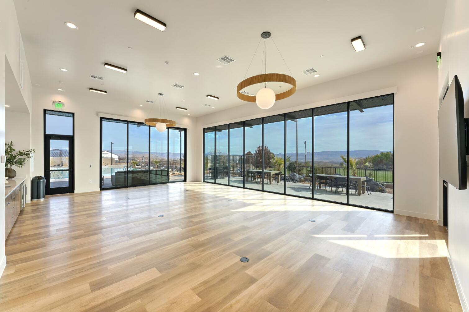 SOLIS AT CORAL CANYON - Residential