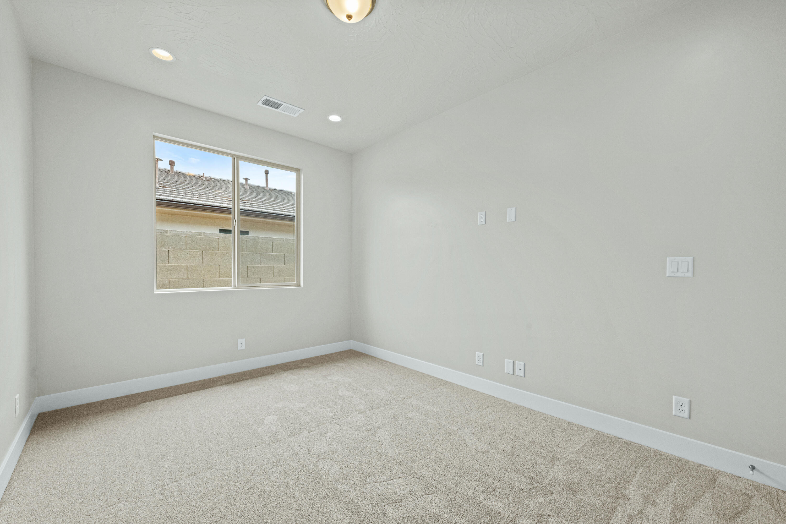 SOLIS AT CORAL CANYON - Residential