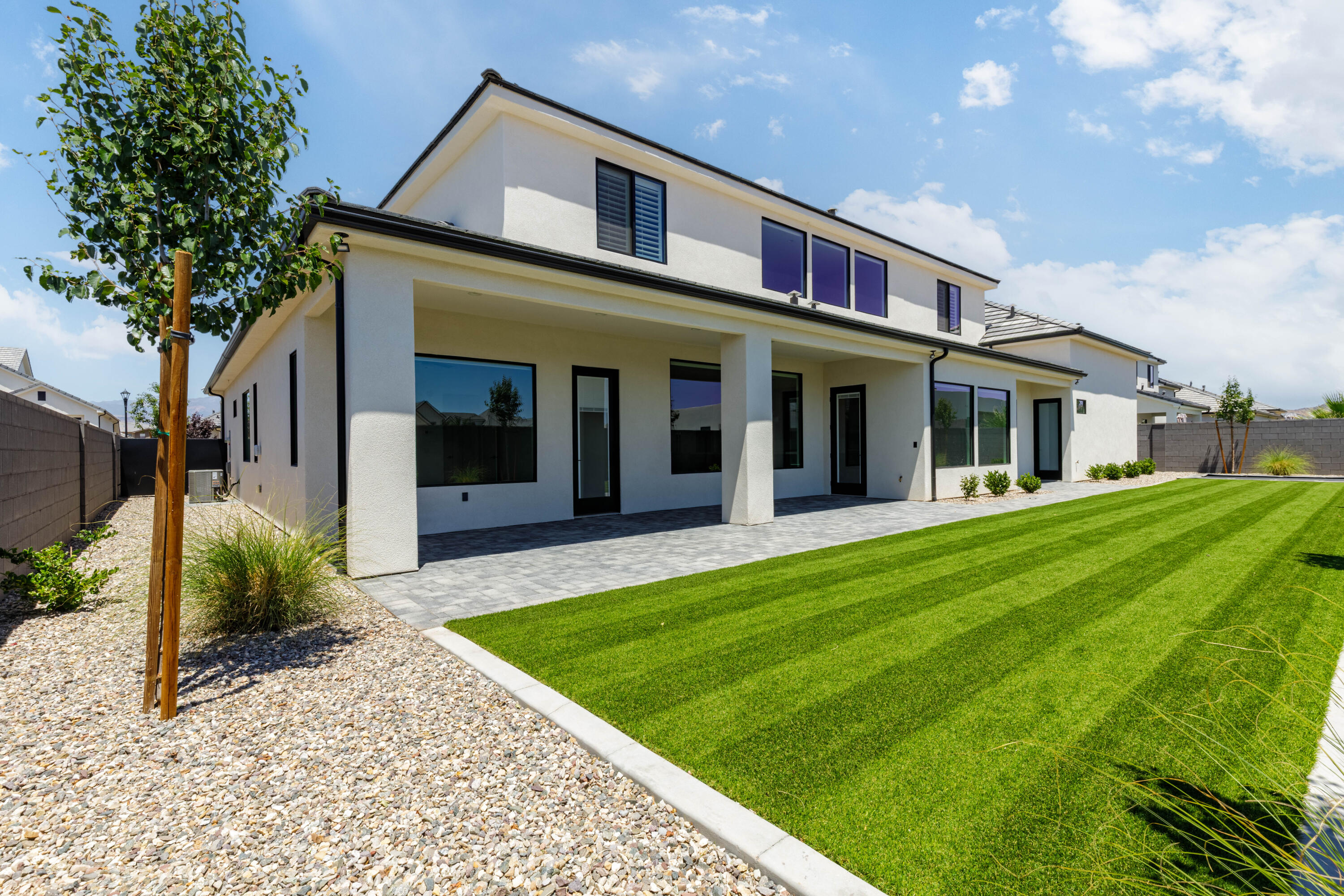 MOORLAND PARK - Residential