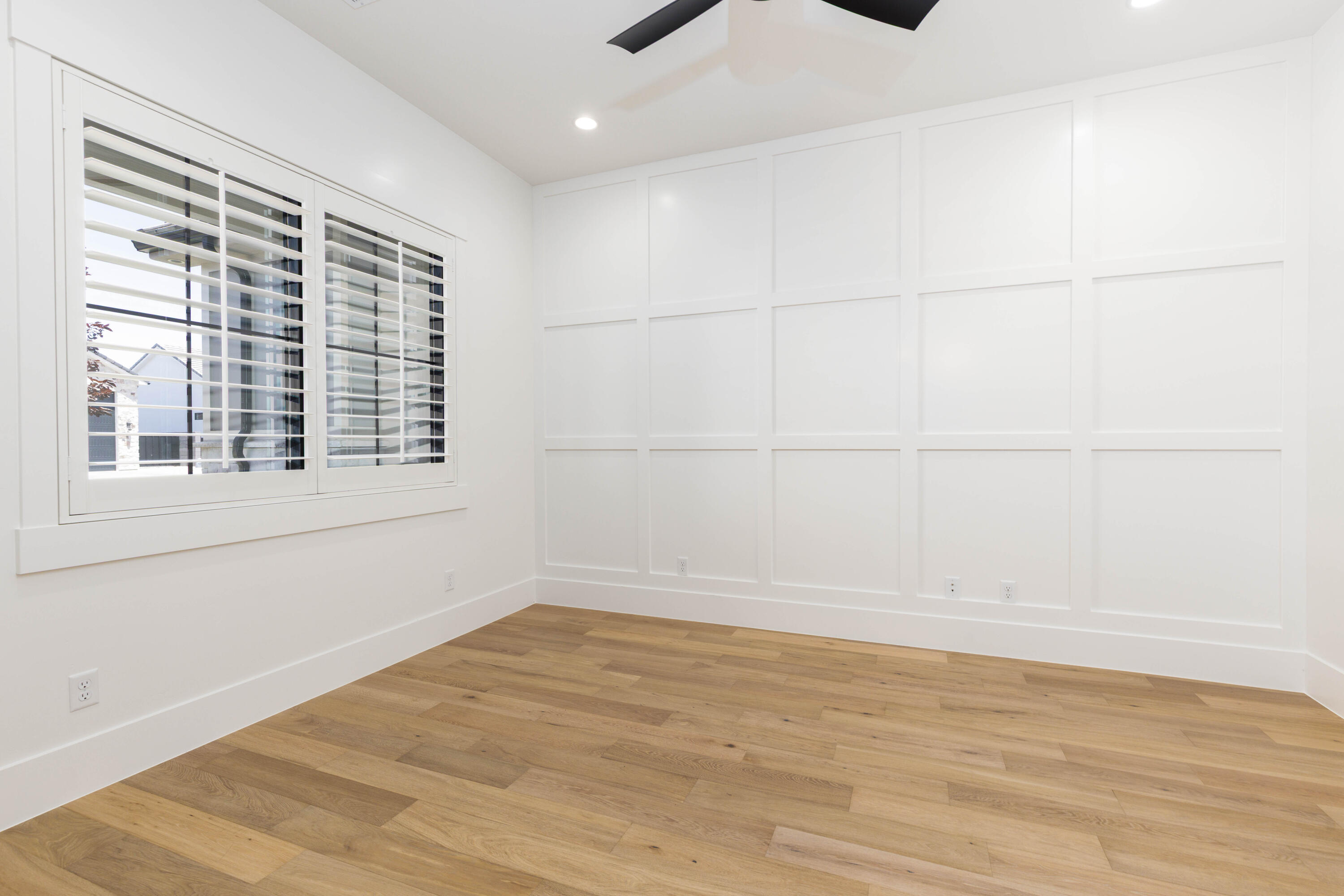 MOORLAND PARK - Residential
