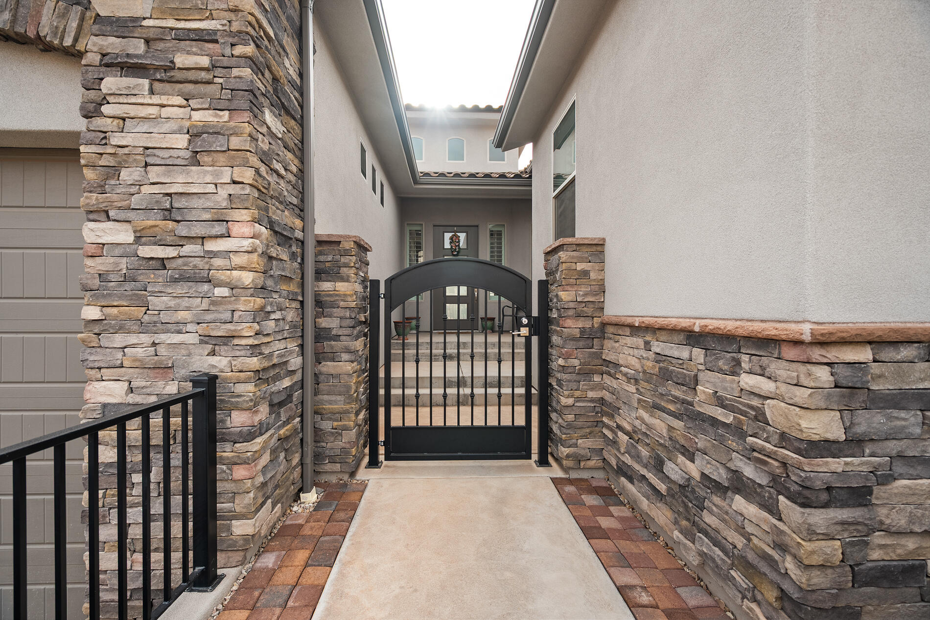CASTLE ROCK - Residential