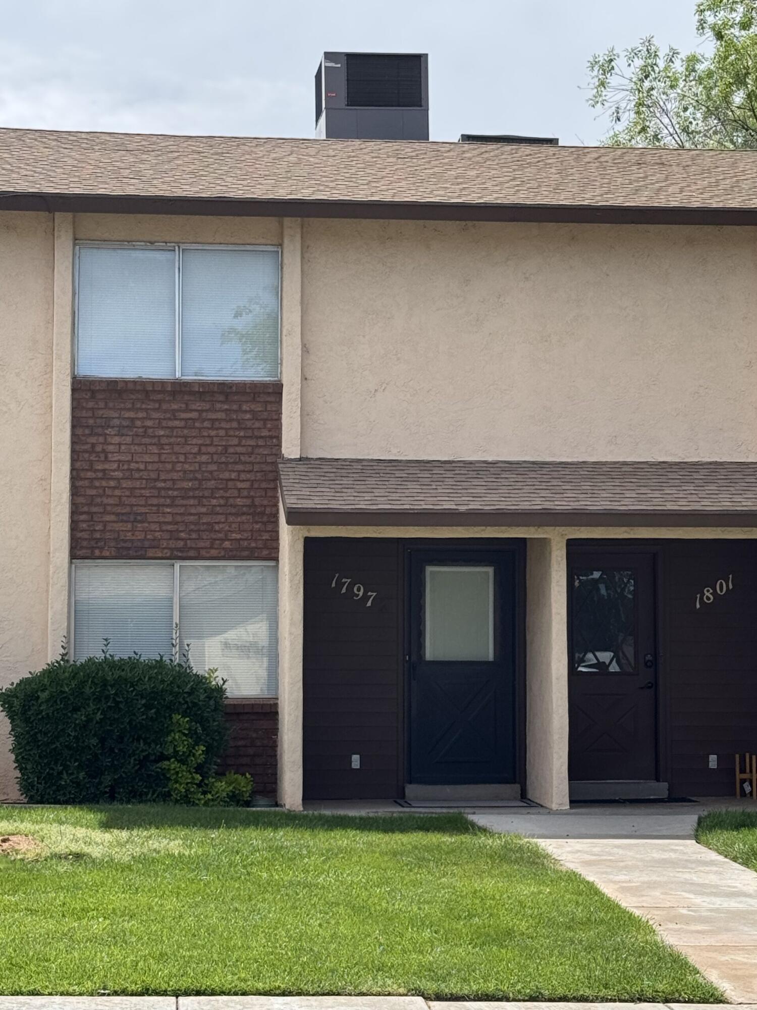 Immaculate and move in ready! This beautifully maintained townhome offers comfortable living in the heart of St. George with a functional floor plan, abundant natural light, and low maintenance living. Conveniently located near shopping, dining, parks, schools, and endless outdoor recreation. Perfect as a primary residence, second home, or investment property. Seller is offering $5,000 toward closing costs, rate buy downs, or other buyer approved expenses. Don't miss this exceptional opportunity!