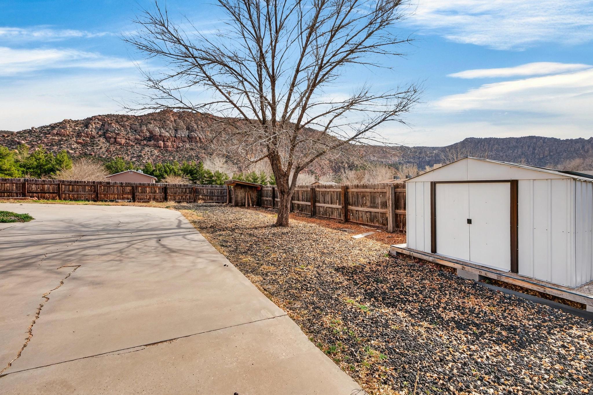 SHORT CREEK - Residential
