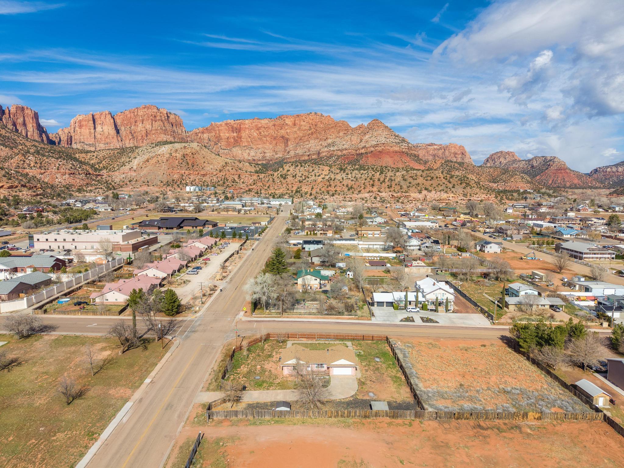 SHORT CREEK - Residential