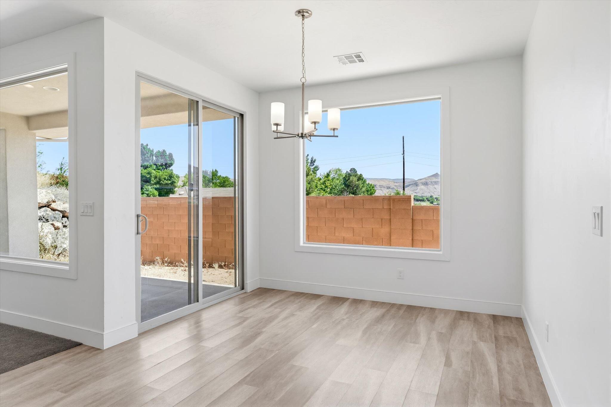 PAINTED SANDS - Residential