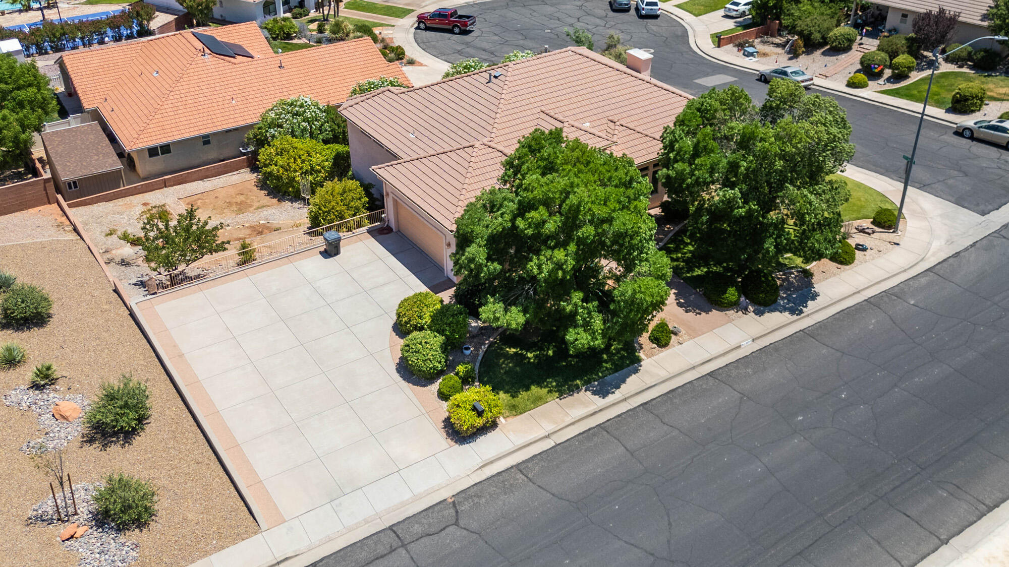BLOOMINGTON LANE - Residential