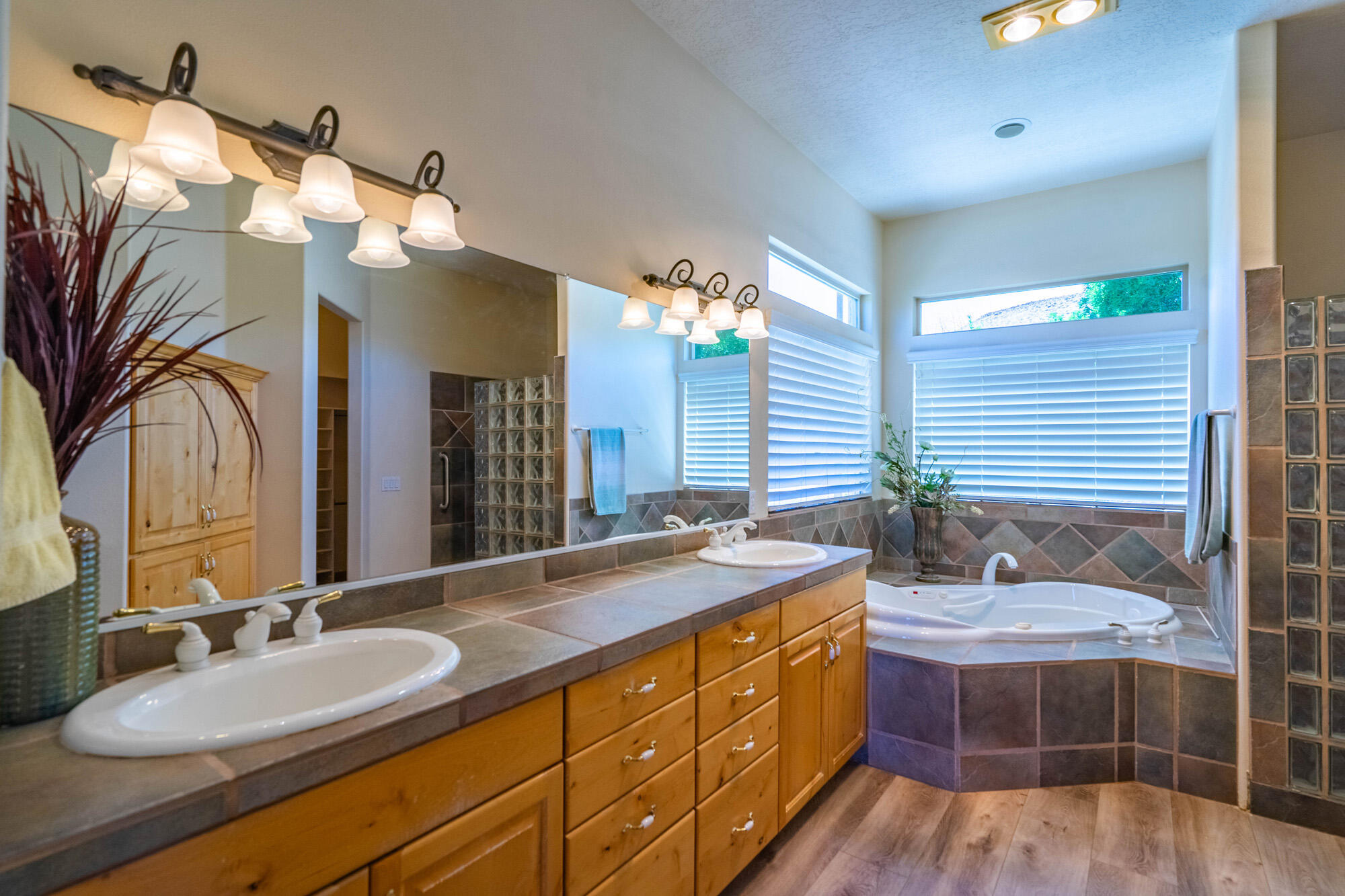 BLOOMINGTON LANE - Residential
