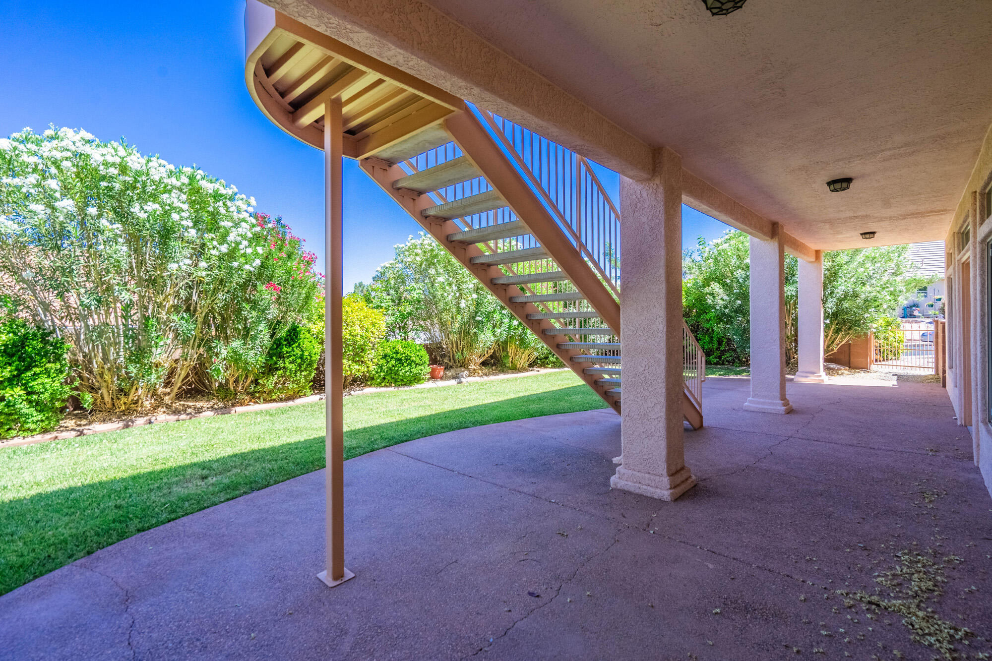 BLOOMINGTON LANE - Residential