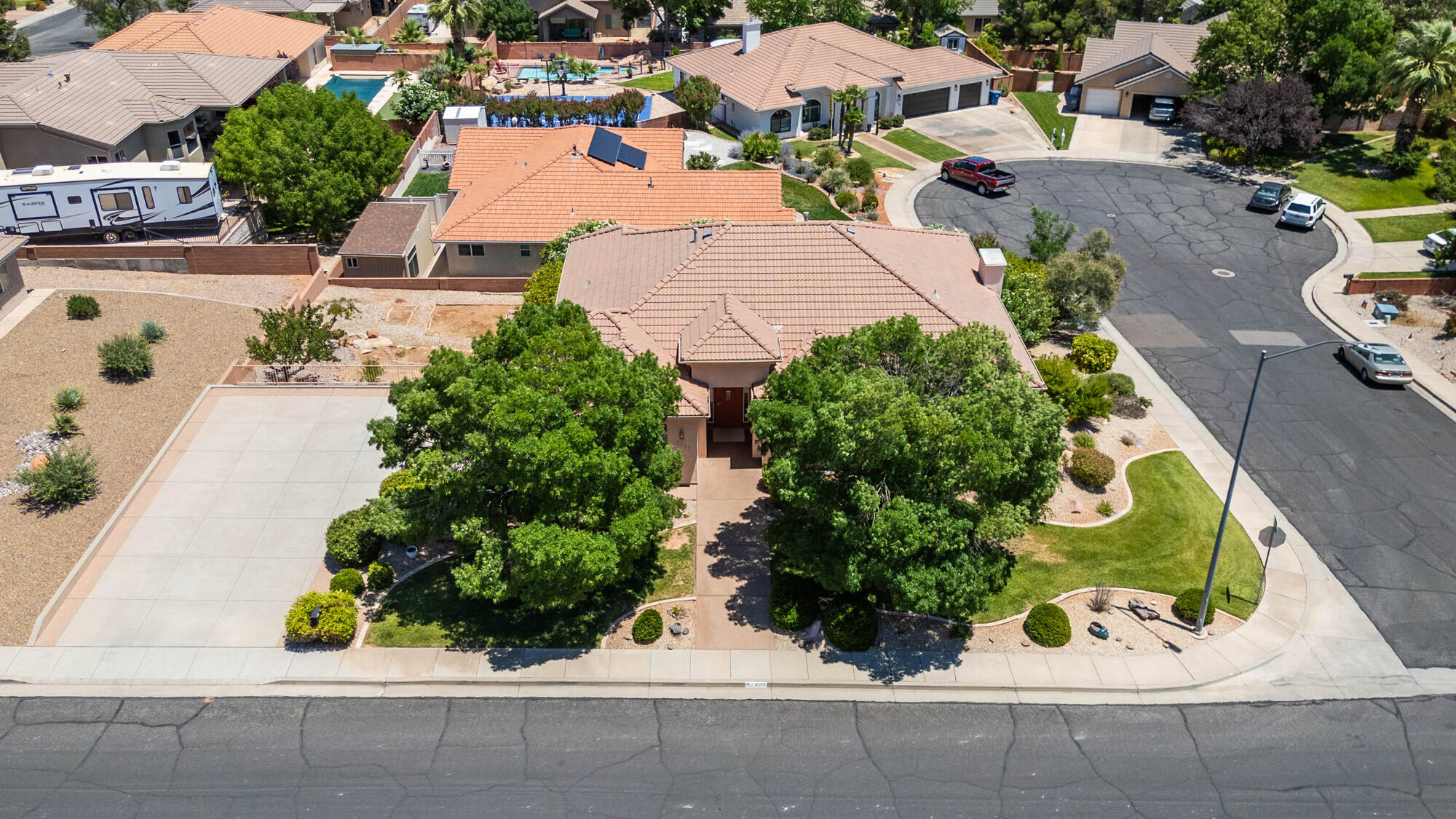 BLOOMINGTON LANE - Residential