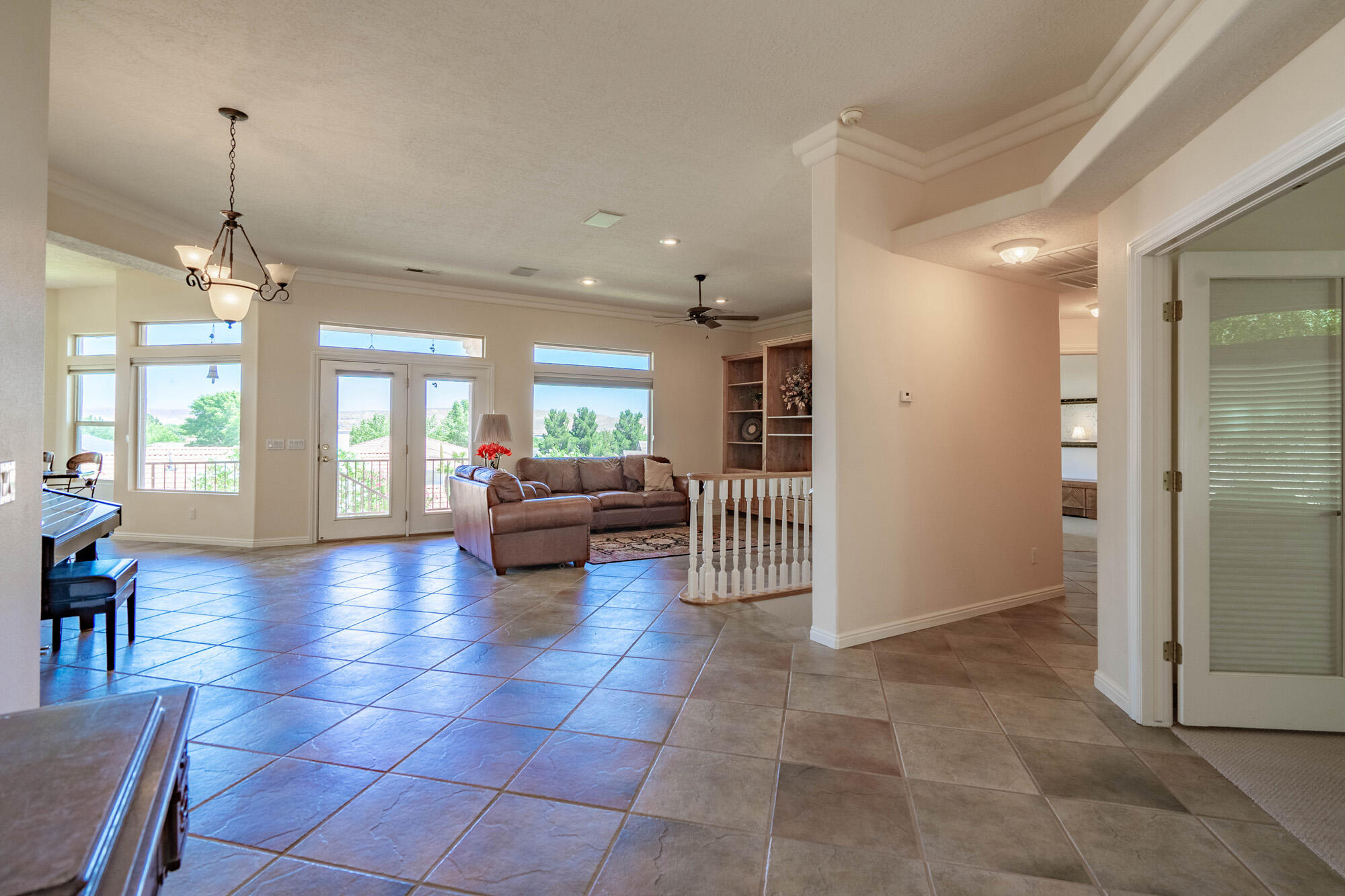 BLOOMINGTON LANE - Residential