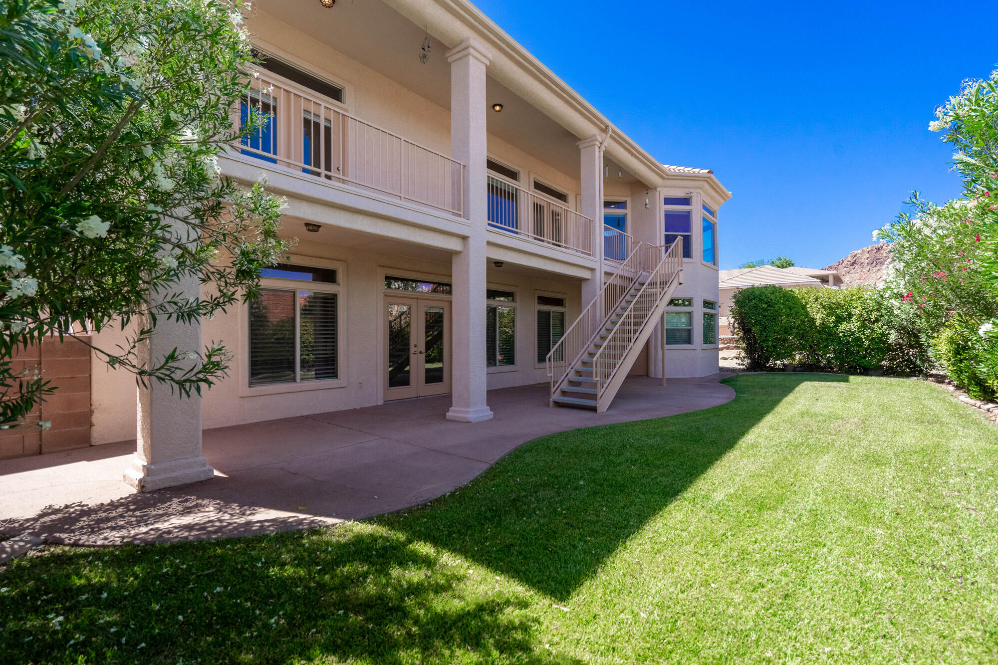 BLOOMINGTON LANE - Residential