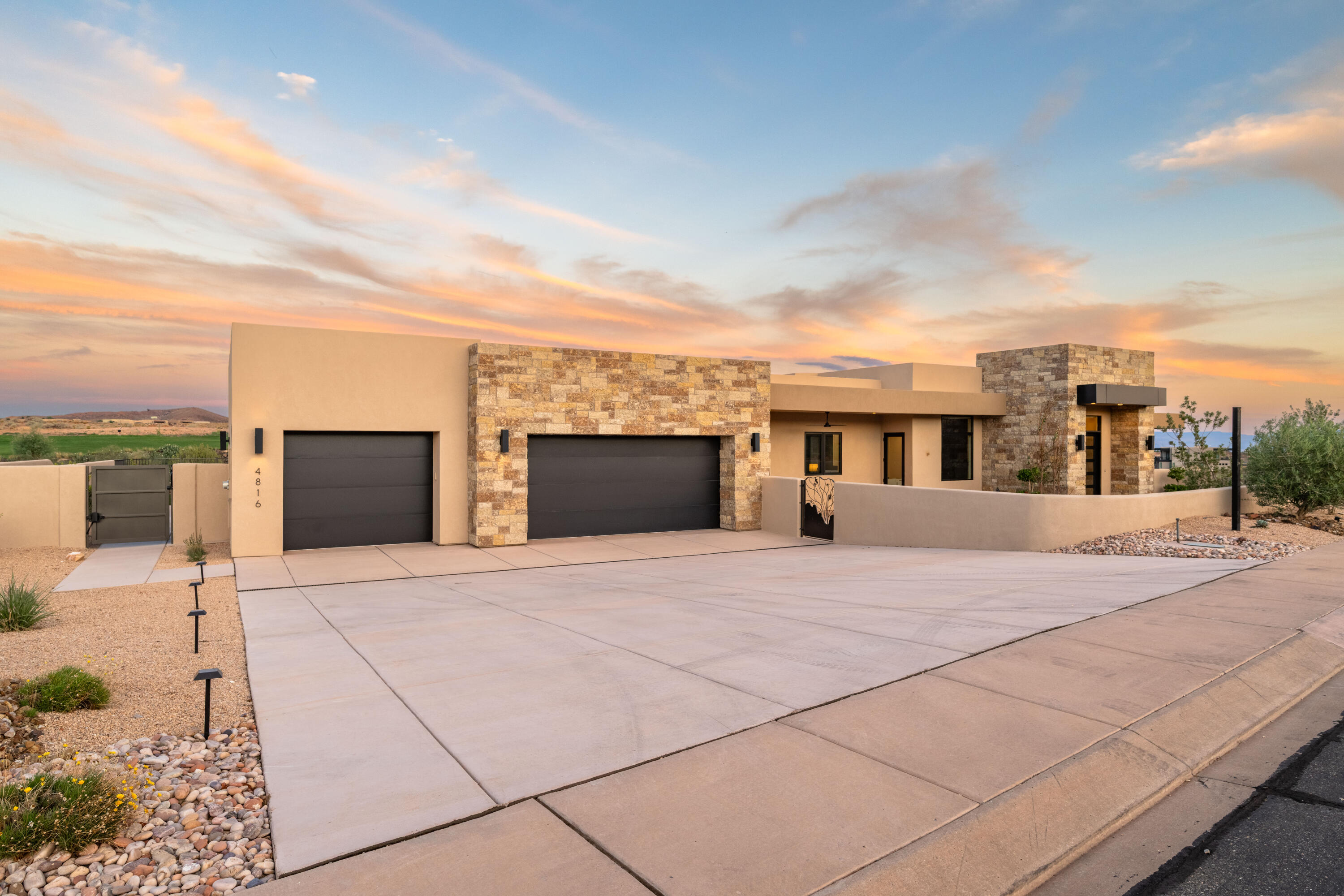 LEDGES OF SG ESTATES AT VALDERRA - Residential