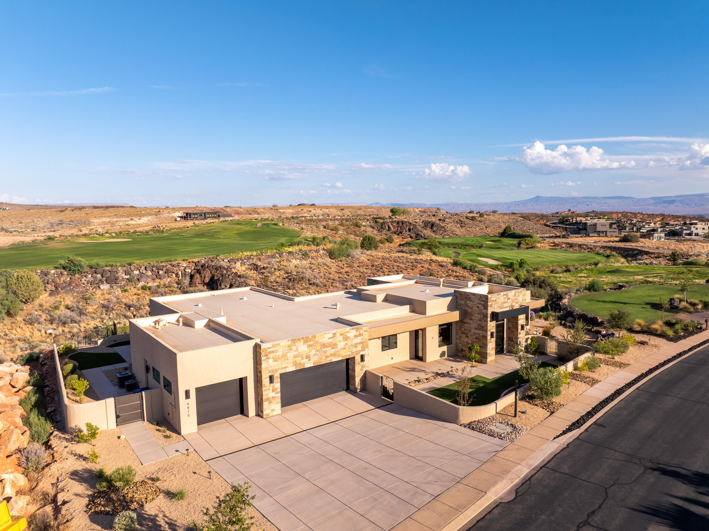 LEDGES OF SG ESTATES AT VALDERRA - Residential