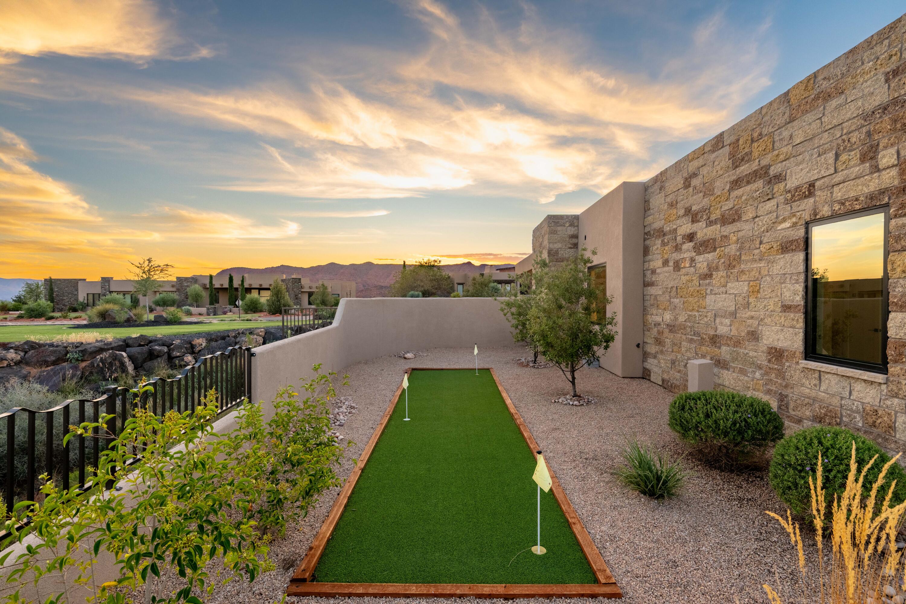 LEDGES OF SG ESTATES AT VALDERRA - Residential