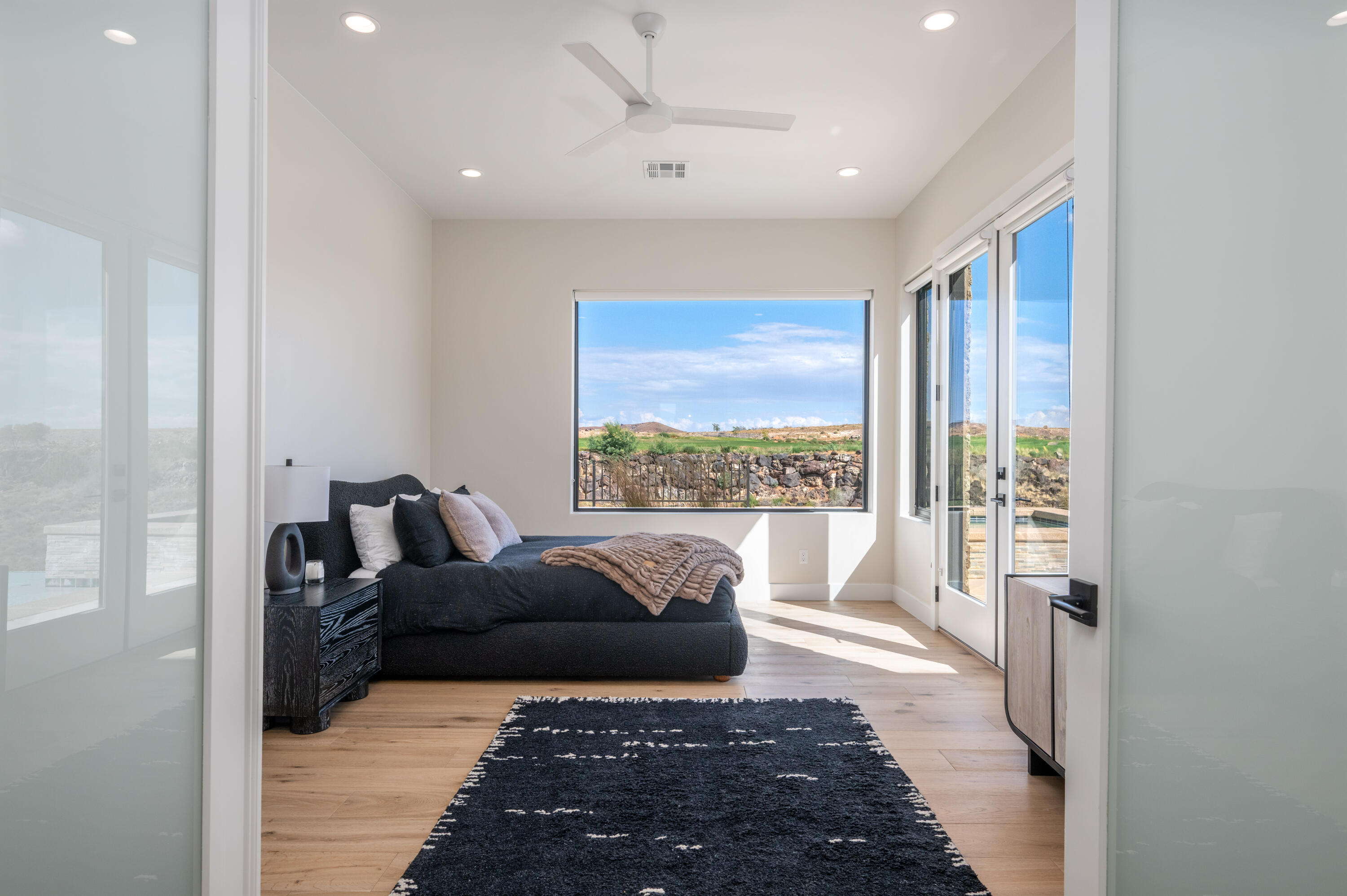 LEDGES OF SG ESTATES AT VALDERRA - Residential