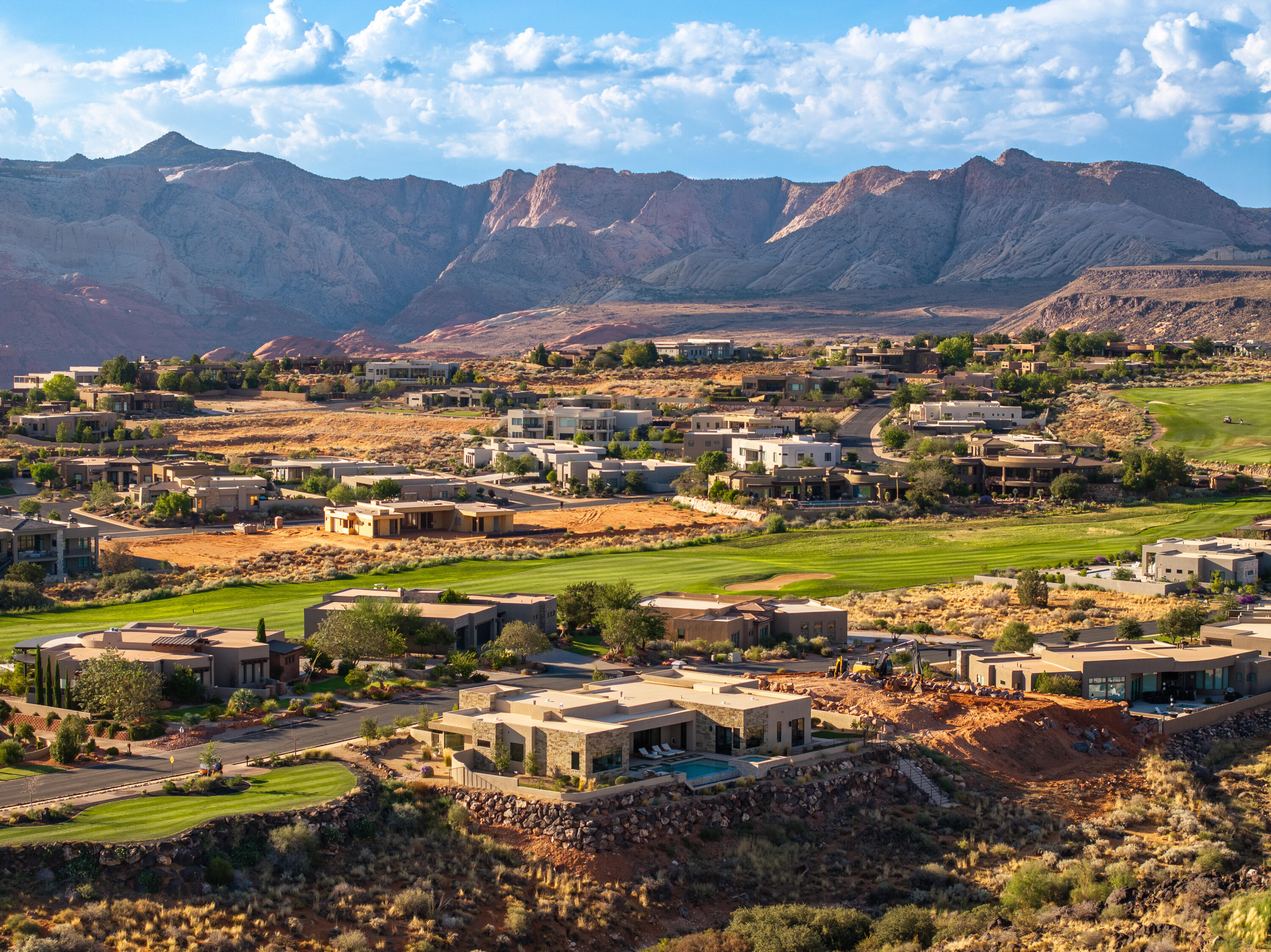 LEDGES OF SG ESTATES AT VALDERRA - Residential