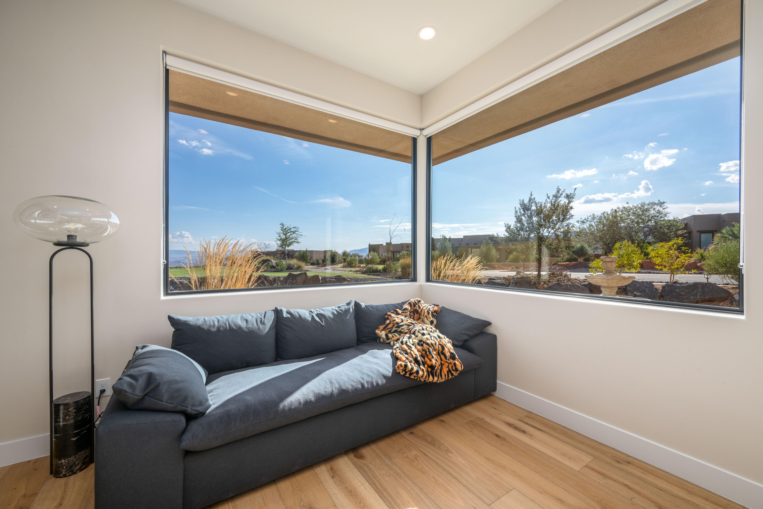 LEDGES OF SG ESTATES AT VALDERRA - Residential