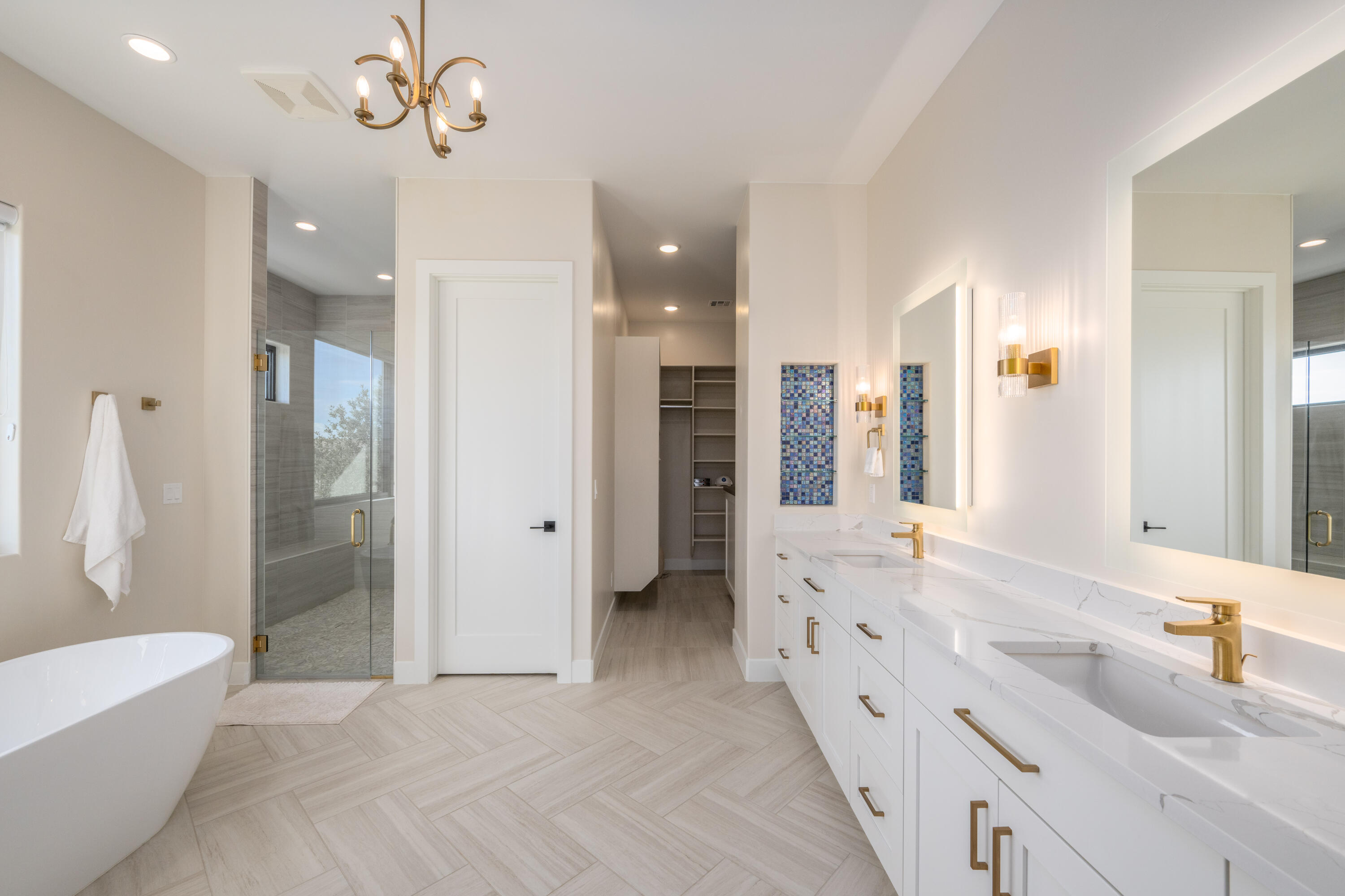 LEDGES OF SG ESTATES AT VALDERRA - Residential