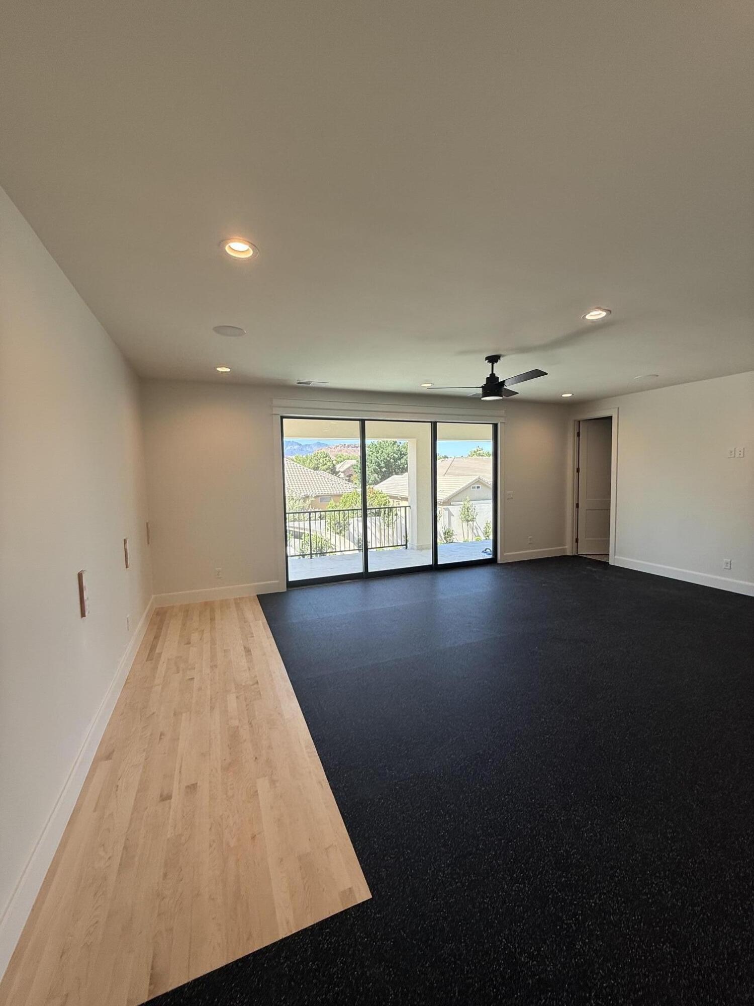 QUEENSRIDGE - Residential