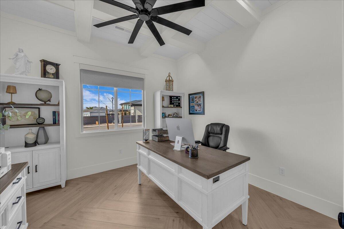 QUEENSRIDGE - Residential