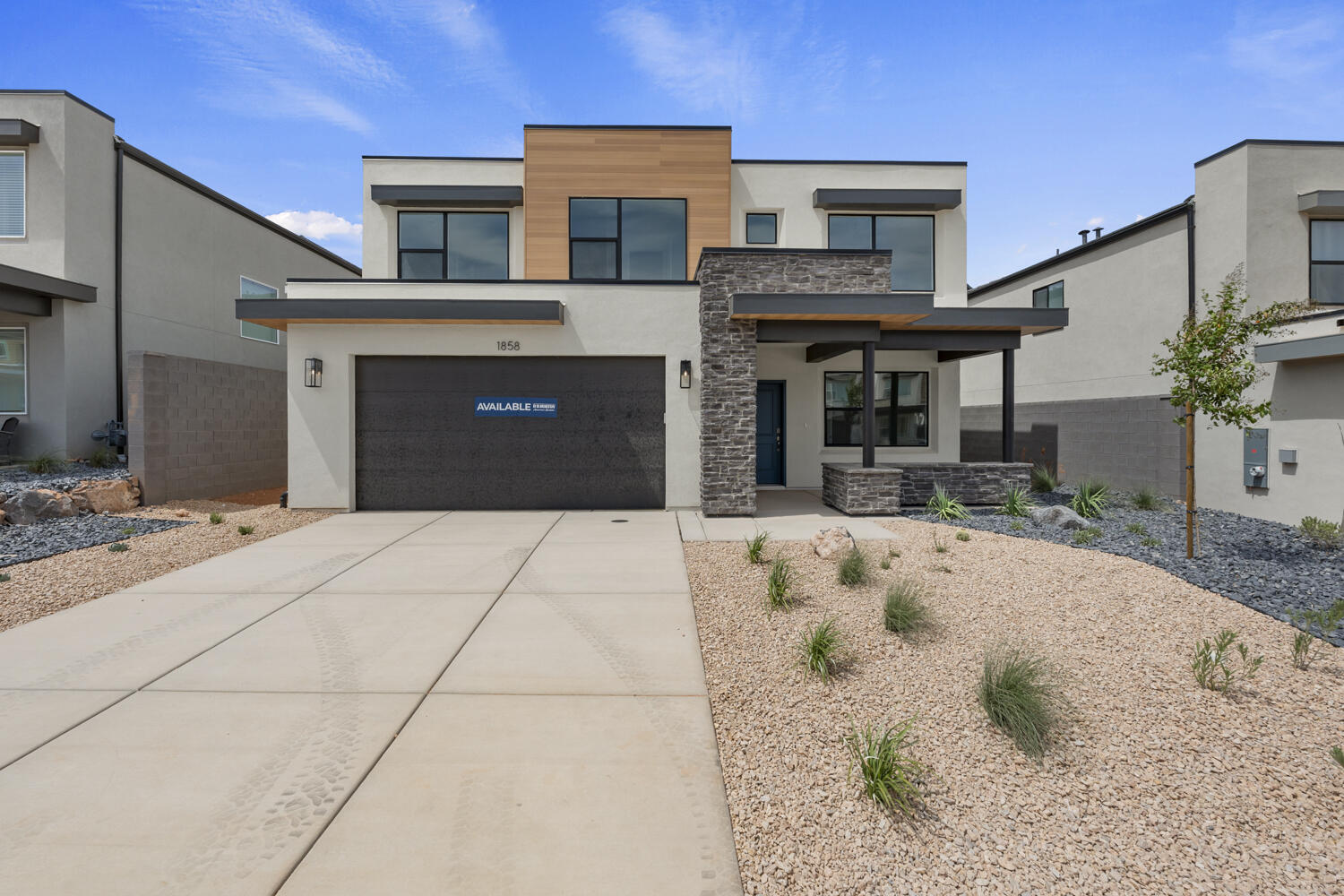This beautiful Mesa floor plan is featured in the desirable community of Long Valley. You will enjoy an open floorplan that boasts a large loft, kitchen with generous pantry, a large kitchen island with breakfast bar, quartz countertops, stainless appliances with gas cooking, and laminate flooring throughout the main level. Enjoy our community pools, hot tub, pickleball courts, 18 hole putting course and more! Ask me about our generous home warranty and smart home package! **$7,000 towards closing costs and Special Interest Rates when you use DHI Mortgage!
