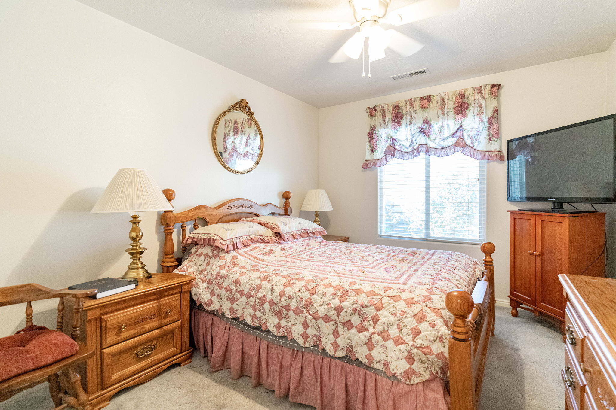 SOUTH FIELD ESTATES - Residential