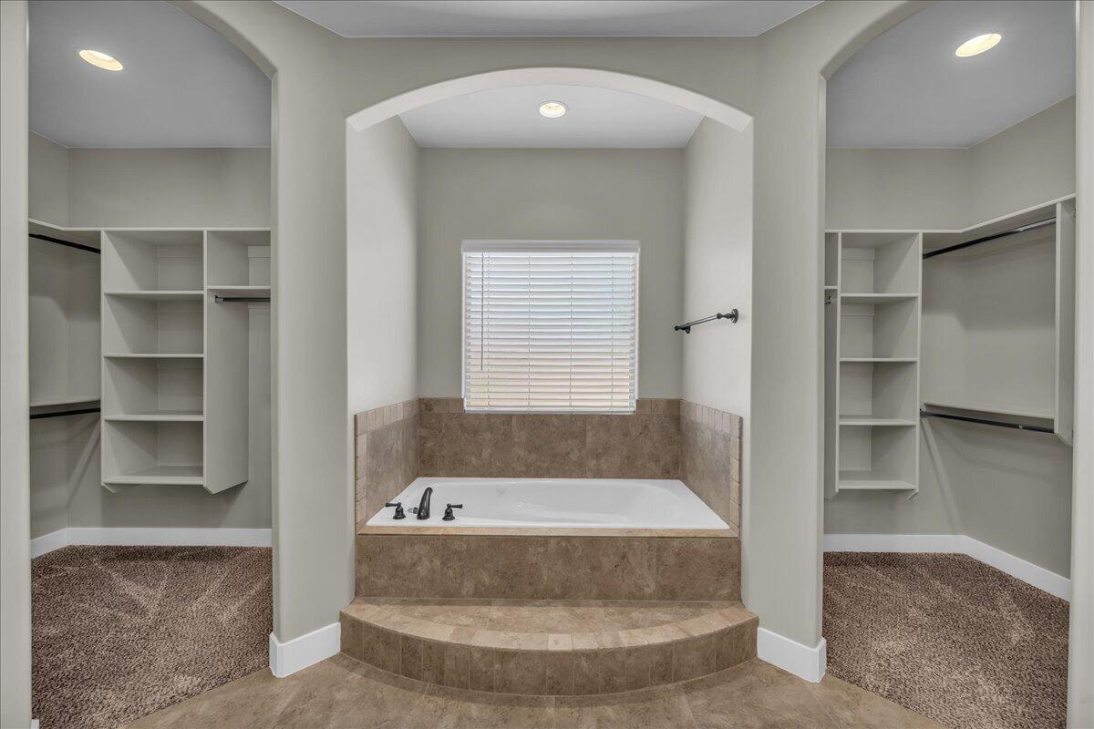 DIXIE SPRINGS - Residential