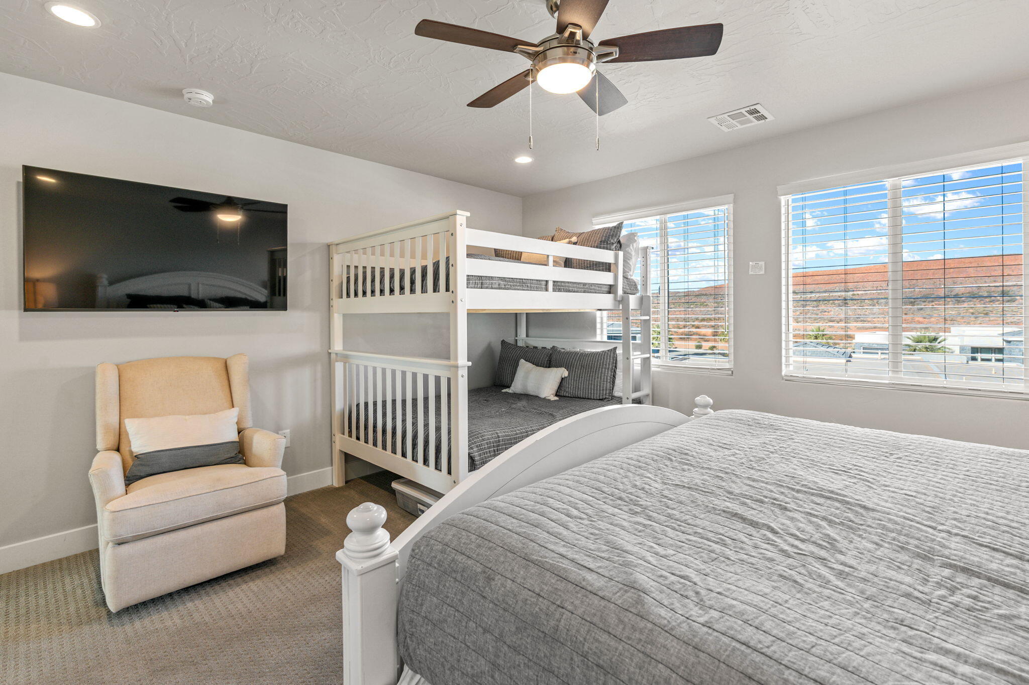 PASEOS AT SIENNA HILLS - Residential
