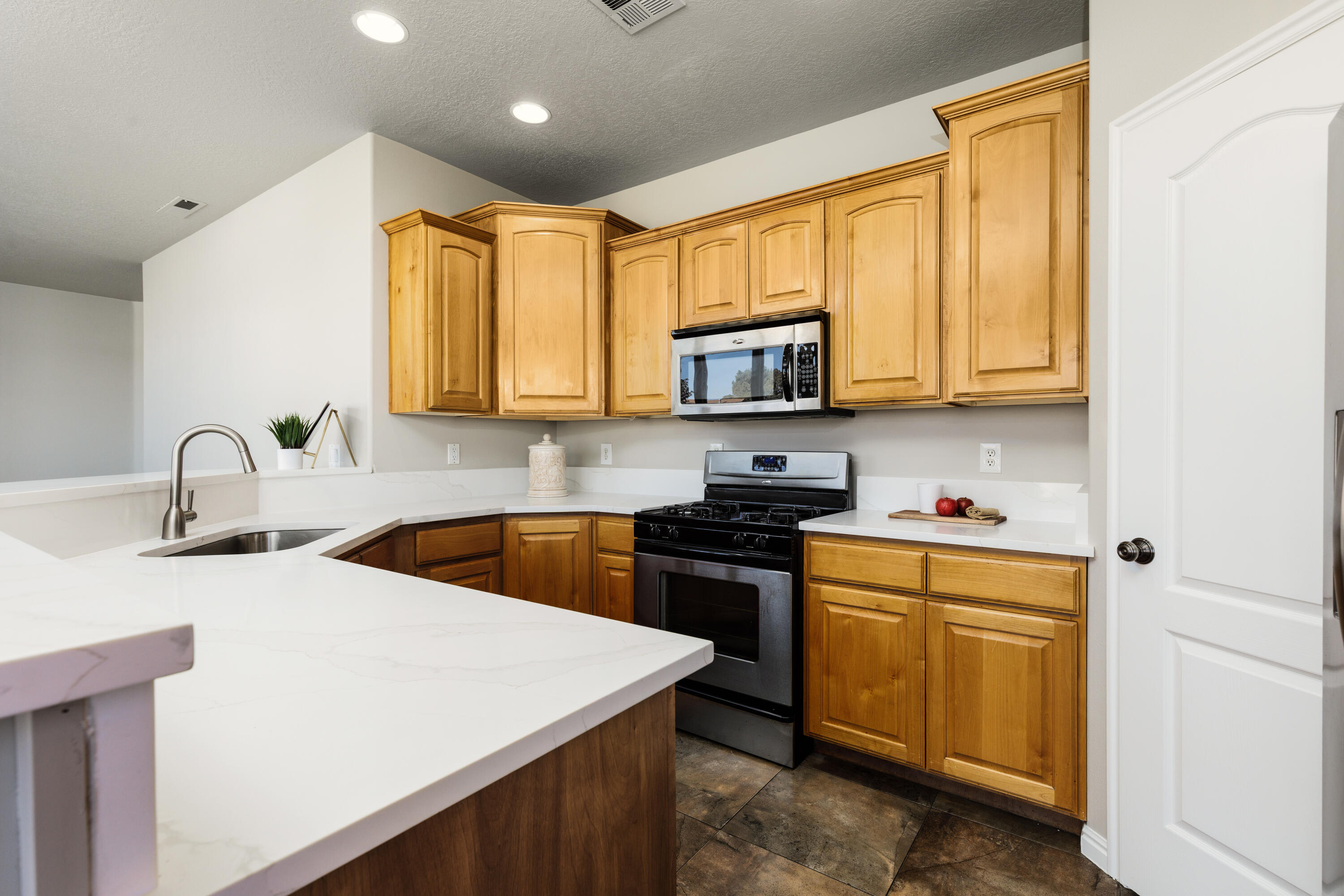 MIRAGE ESTATES - Residential