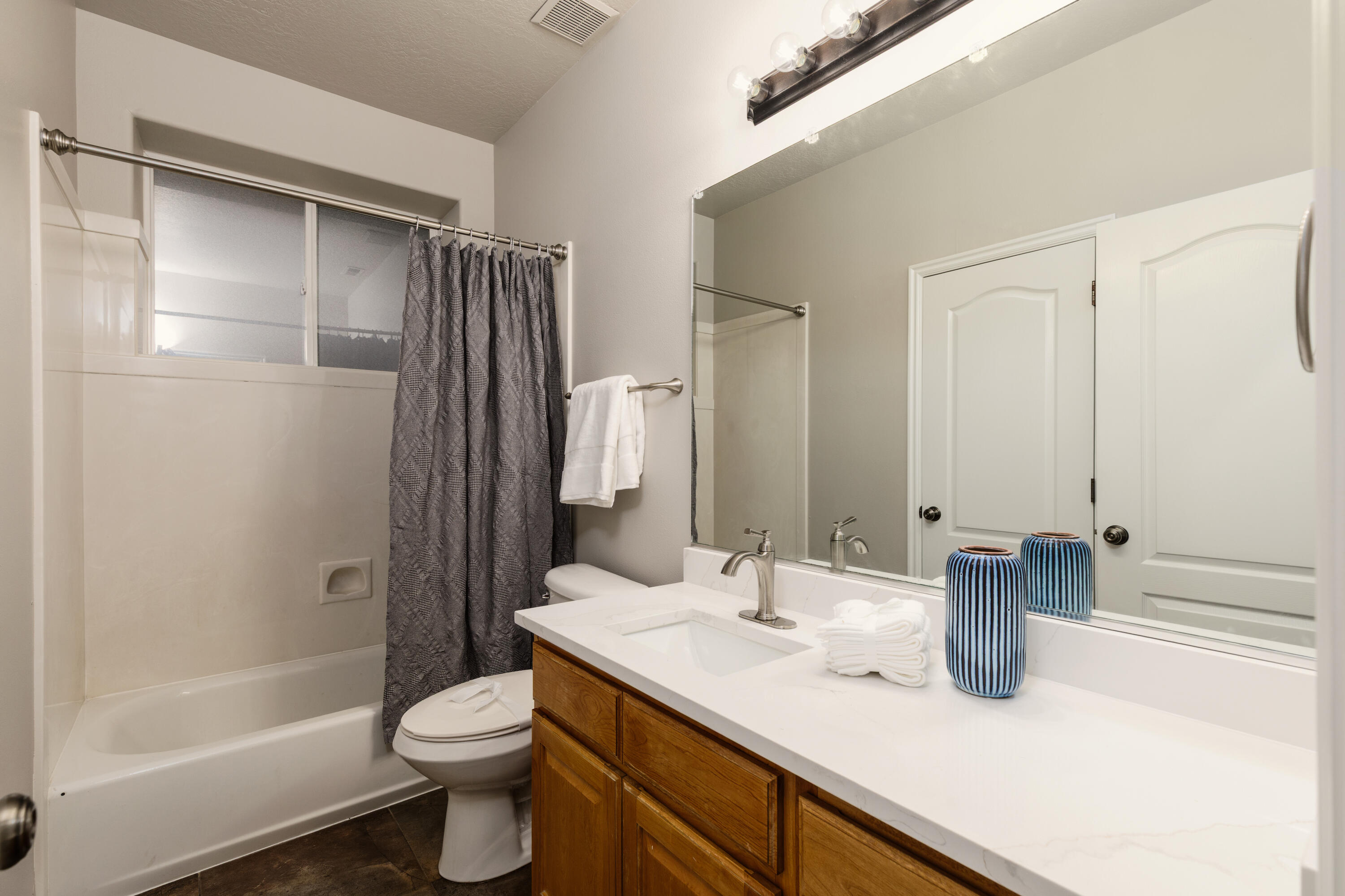 MIRAGE ESTATES - Residential