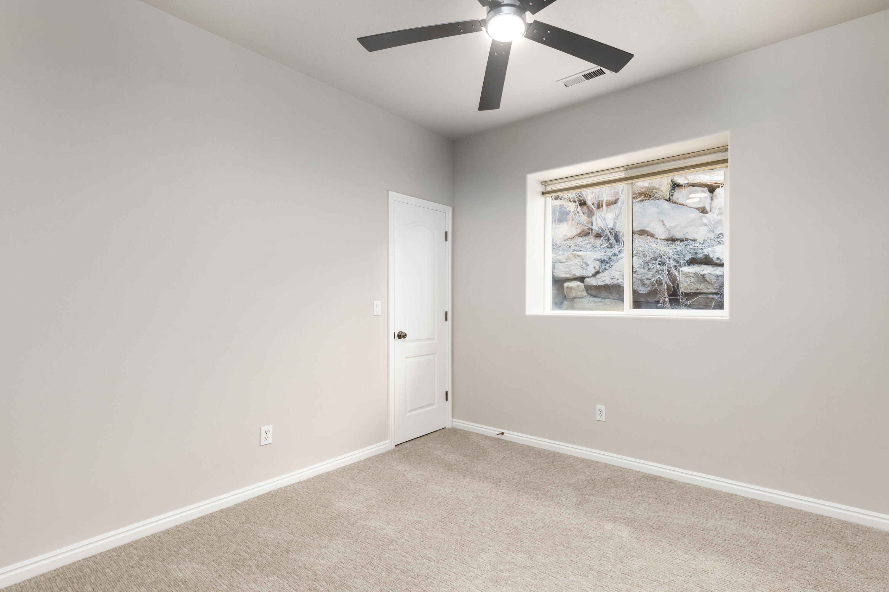 MIRAGE ESTATES - Residential