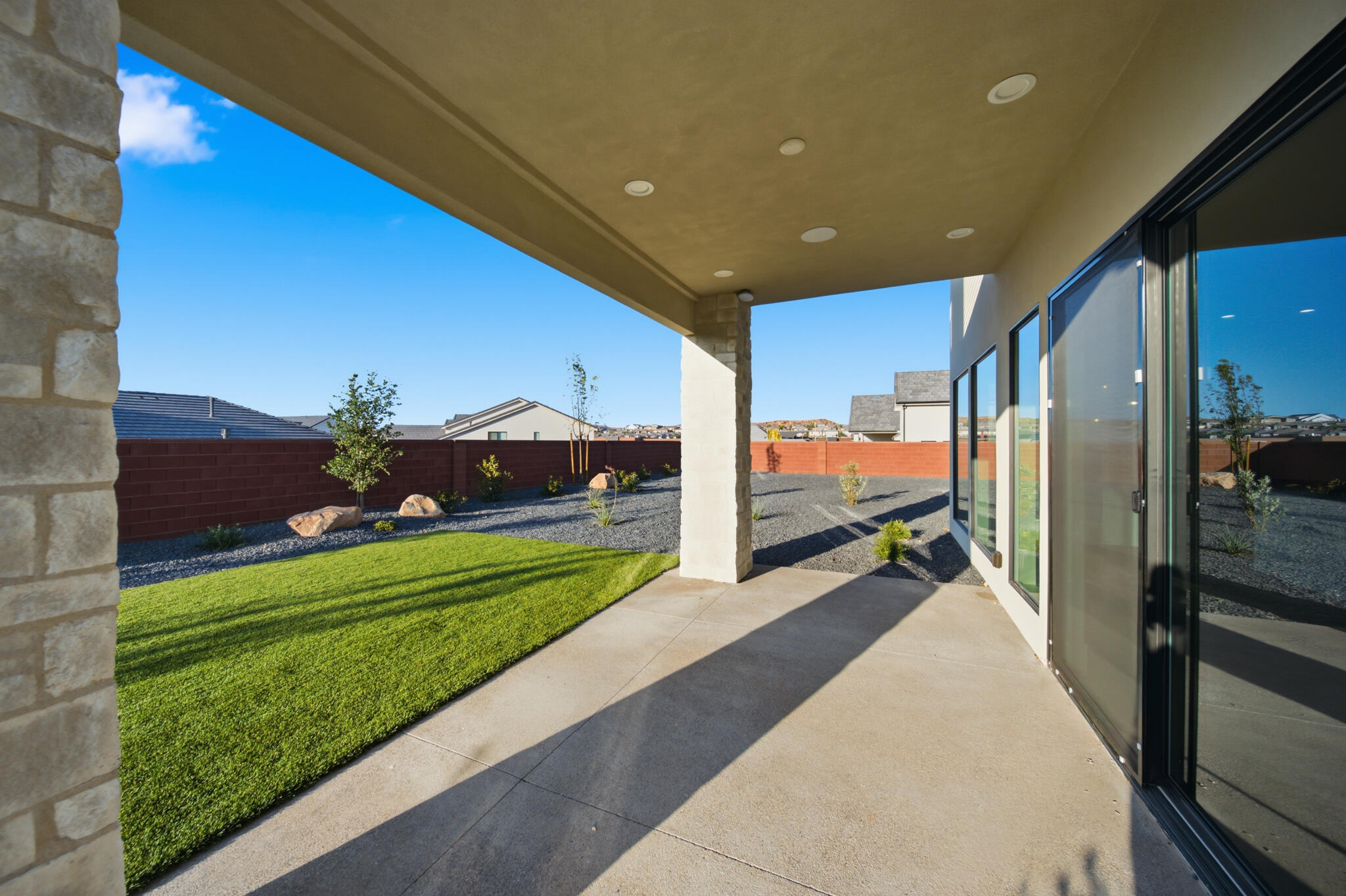 DESERT SOLACE - Residential