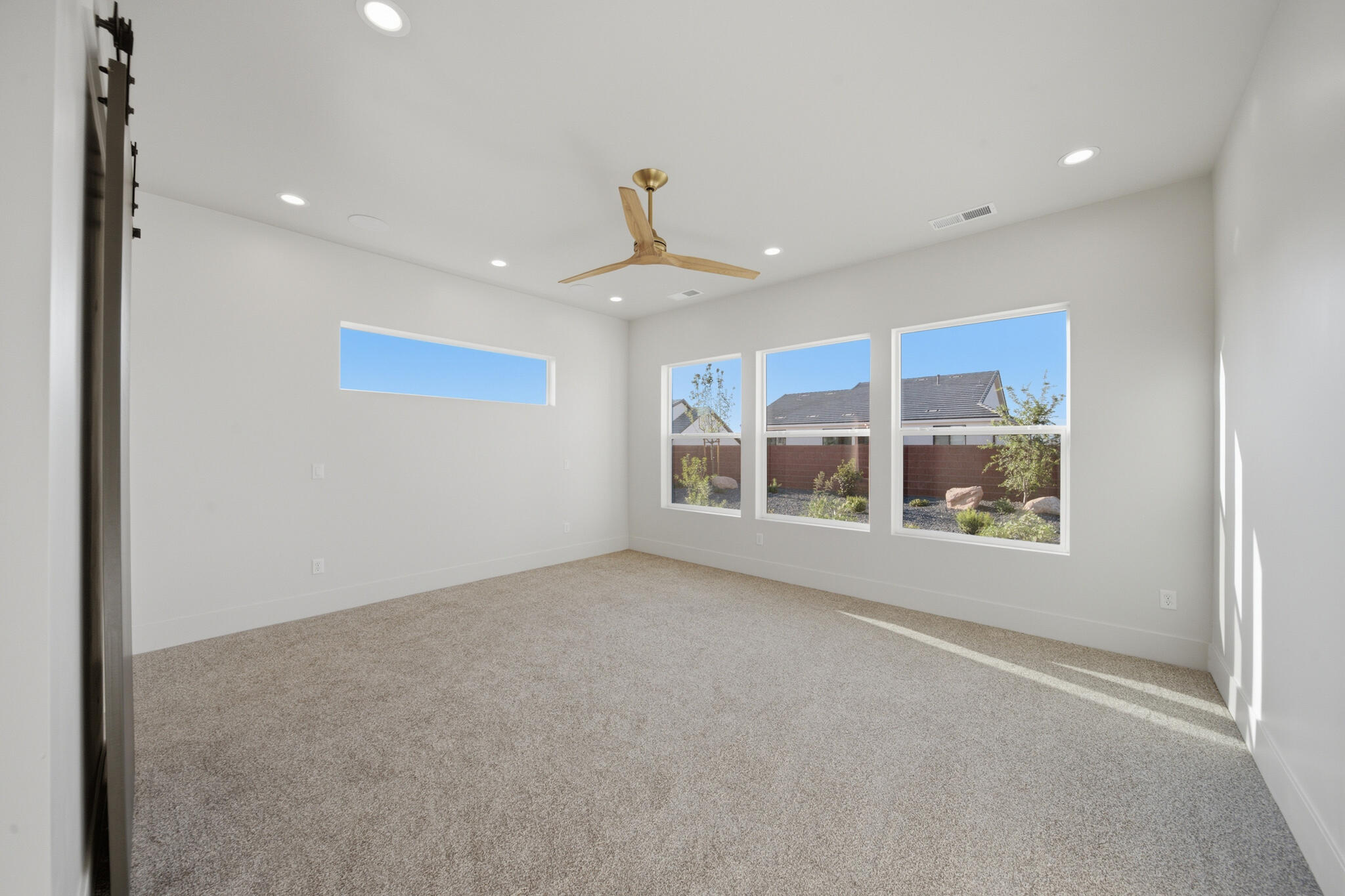 DESERT SOLACE - Residential