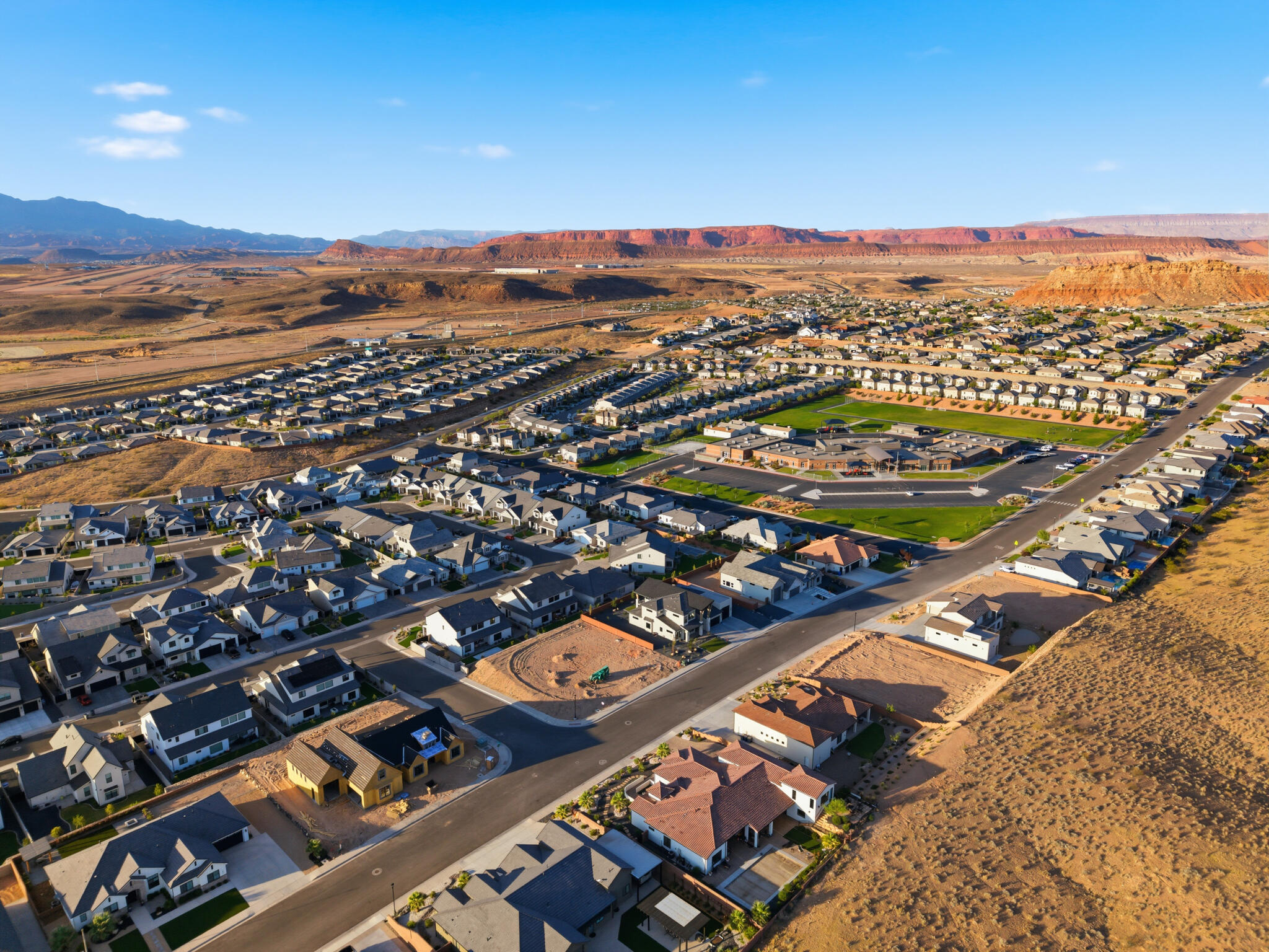 DESERT SOLACE - Residential
